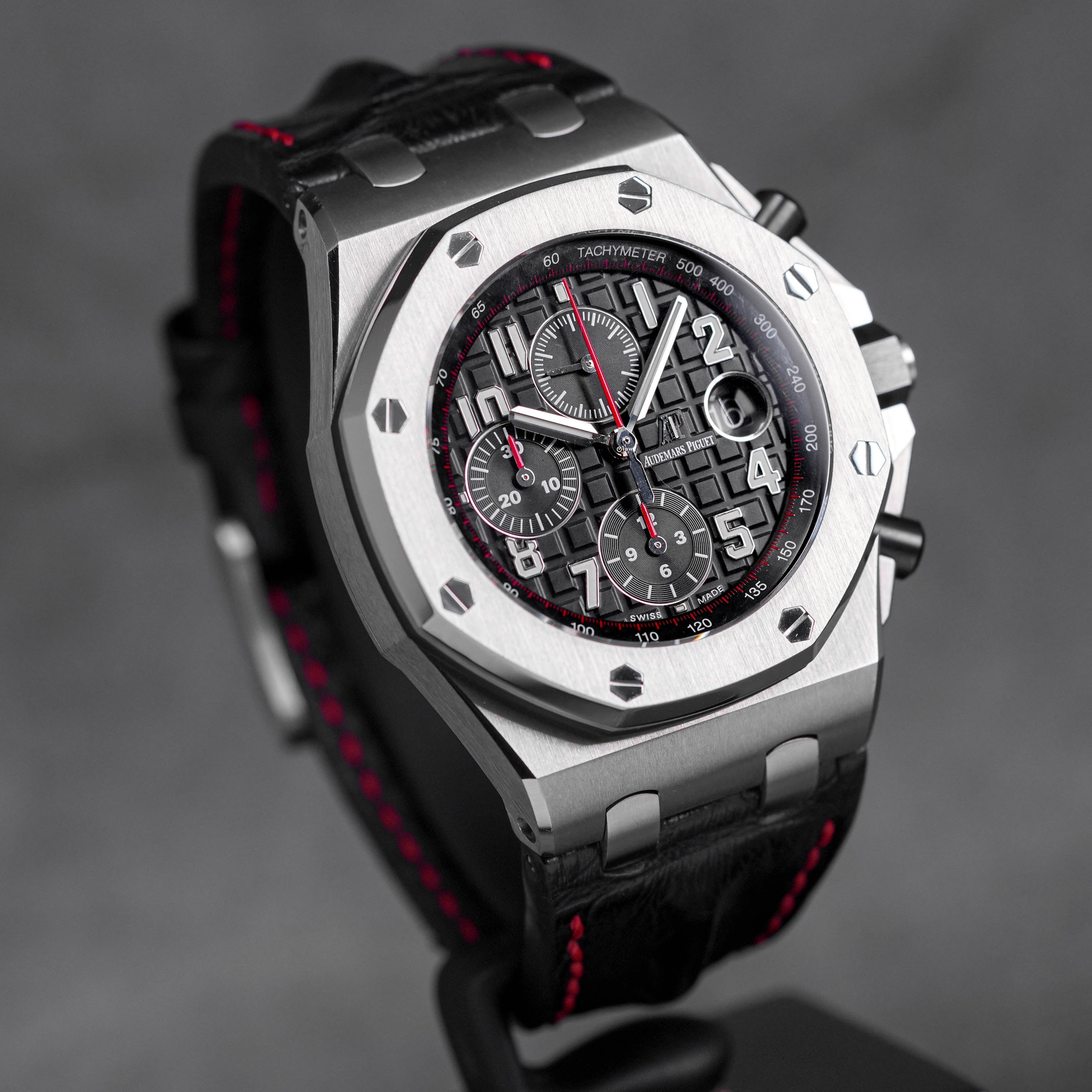 ROYAL OAK OFFSHORE CHRONOGRAPH 42MM 'BLACK RED' (2017)