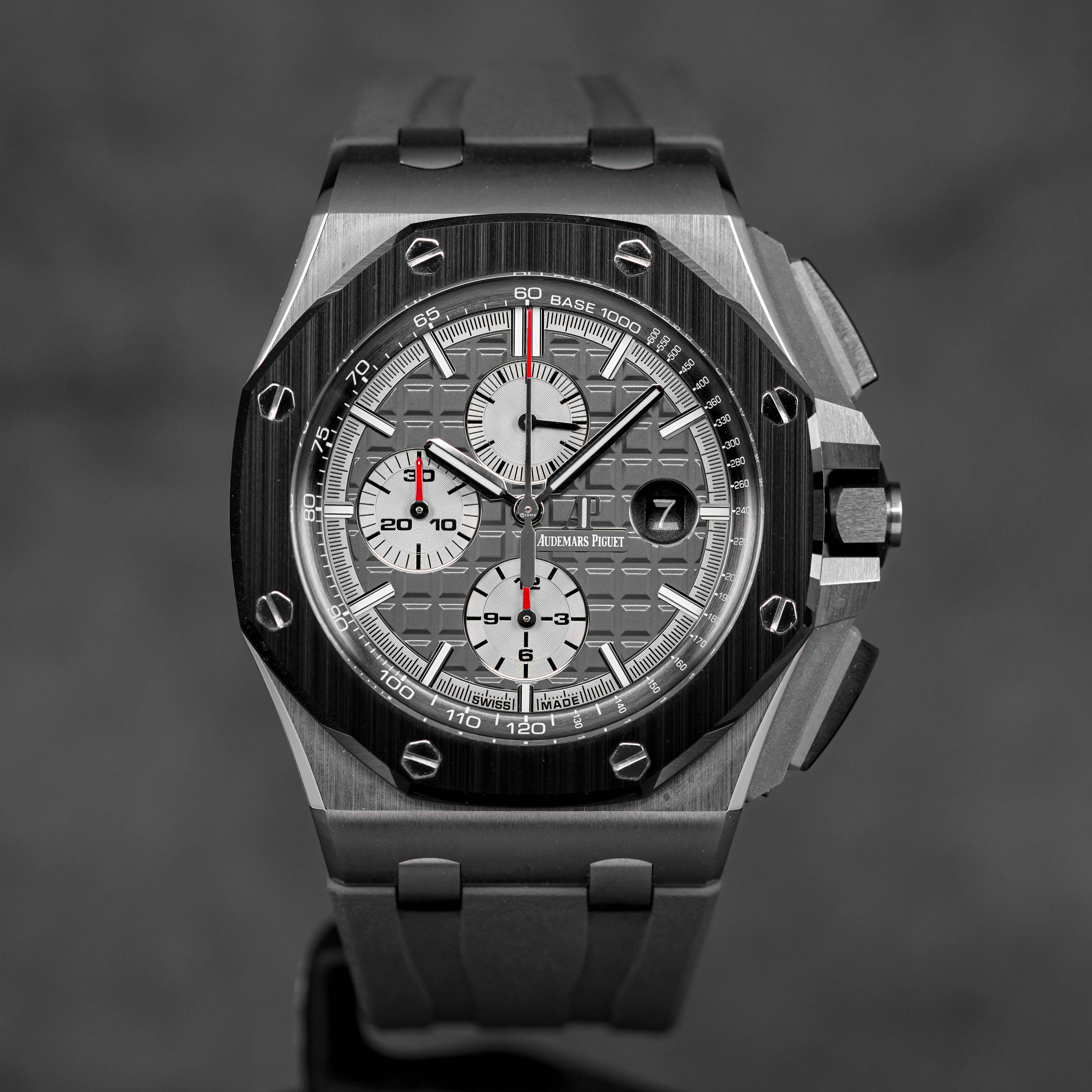 ROYAL OAK OFFSHORE CHRONOGRAPH 44MM TITANIUM BLACK CERAMIC GREY DIAL (2019)