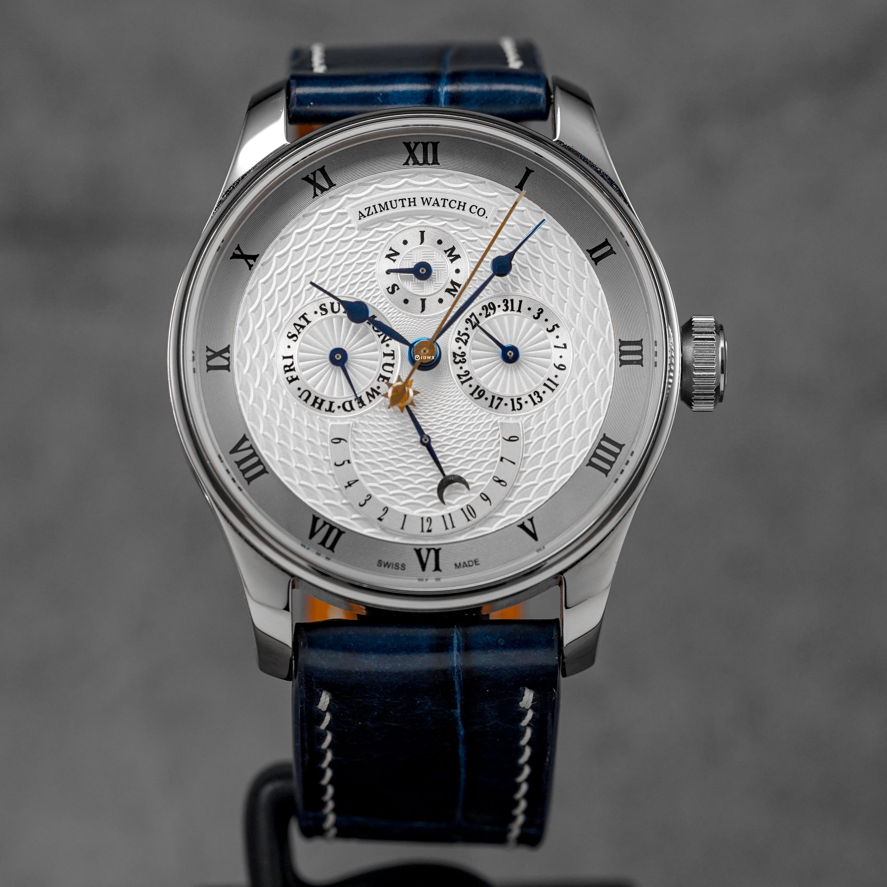 ROUND-1 CALENDRIER SILVER DIAL (WATCH ONLY)