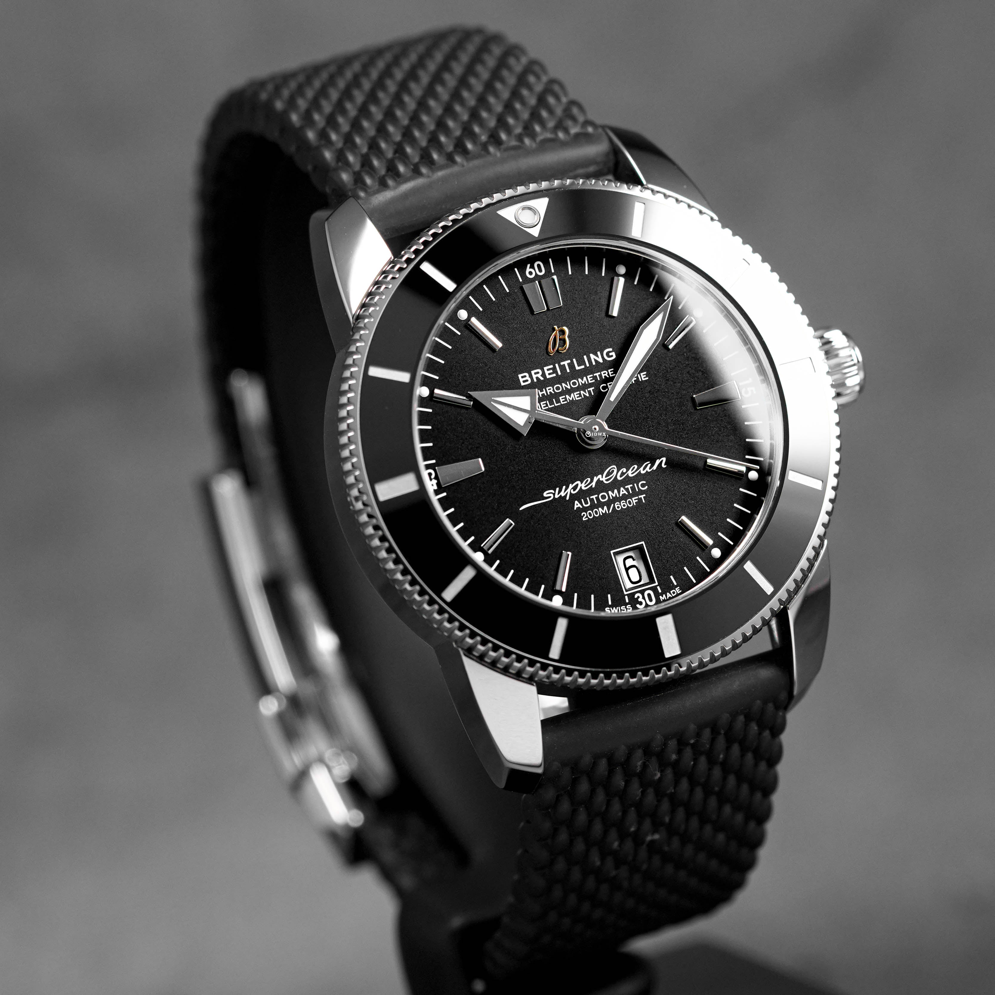 SUPEROCEAN HERITAGE B20 42MM BLACK DIAL (2022)