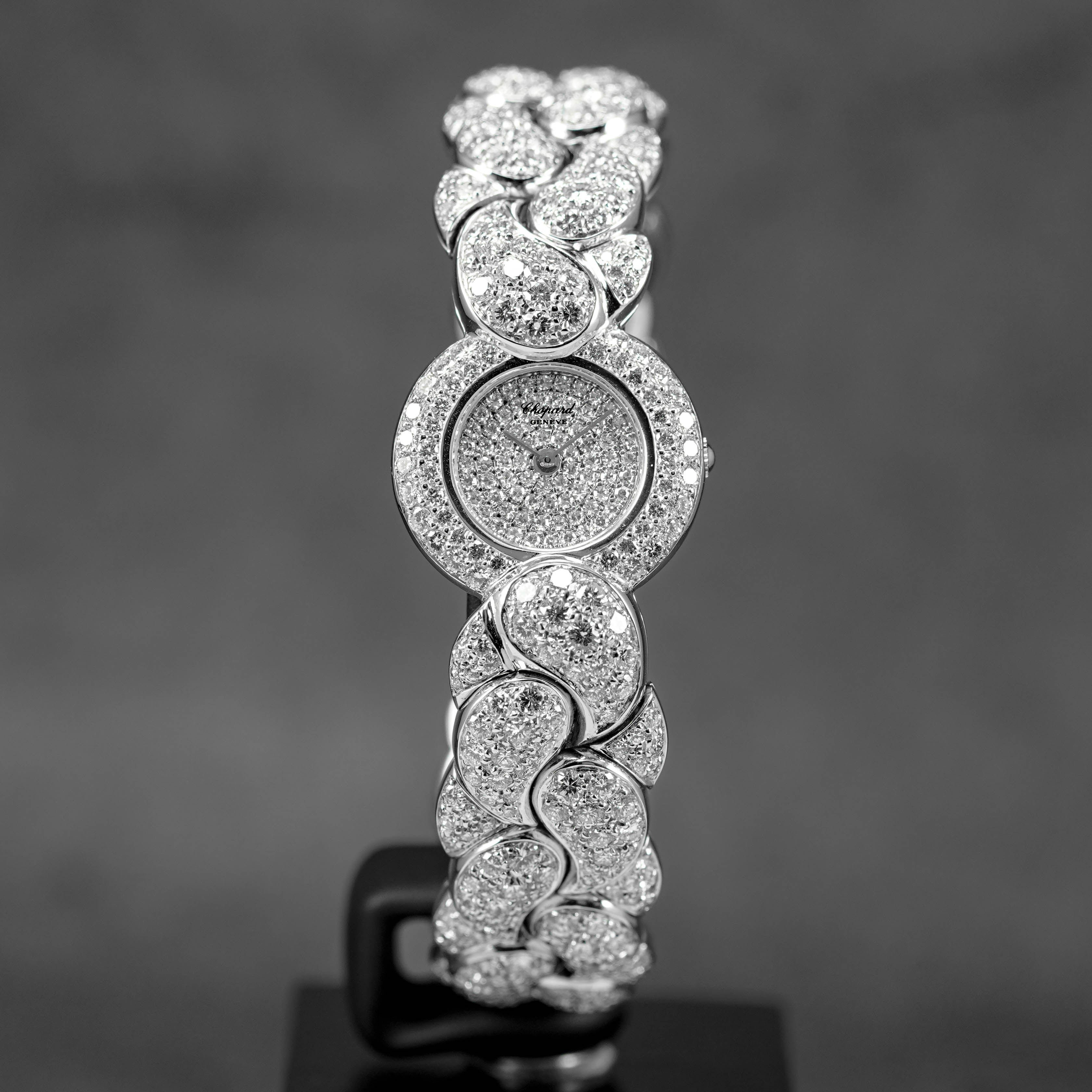 CASMIR PAVED DIAMOND-SET WHITEGOLD BANGLE (WATCH ONLY)