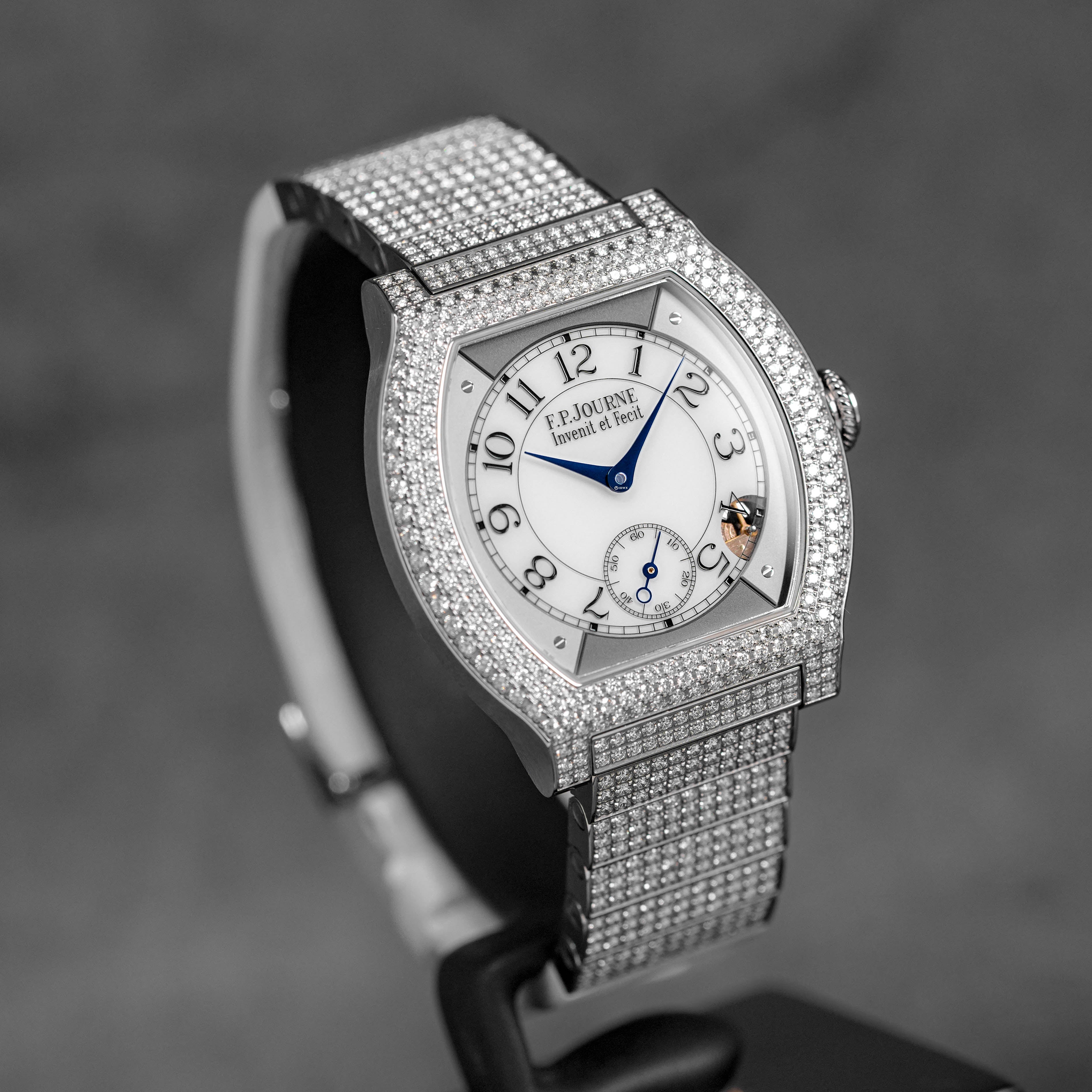 ELEGANTE 12 ROWS OF DIAMONDS SET TITANIUM WHITE (2024)