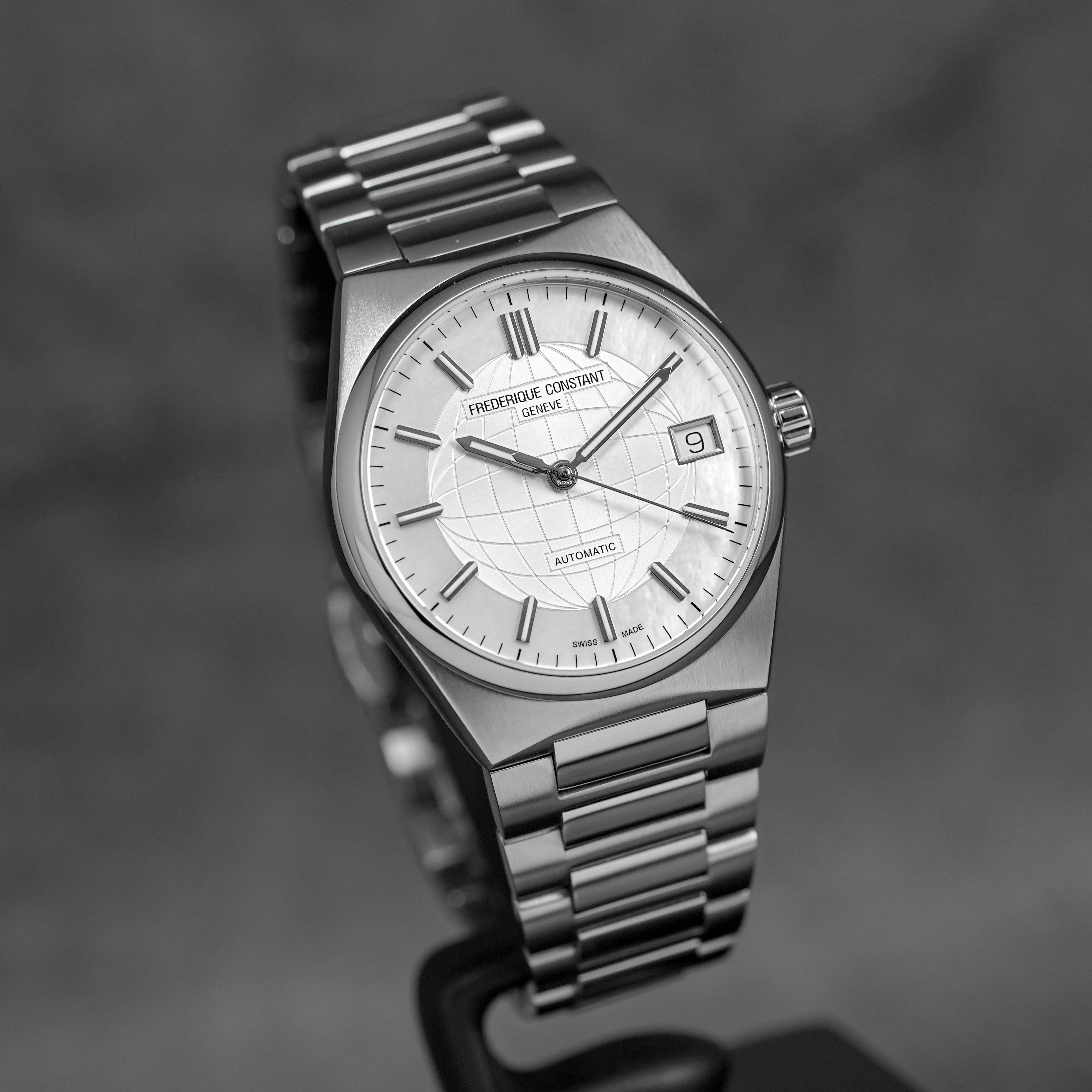 HIGHLIFE 34MM STEEL SILVER DIAL (2025)