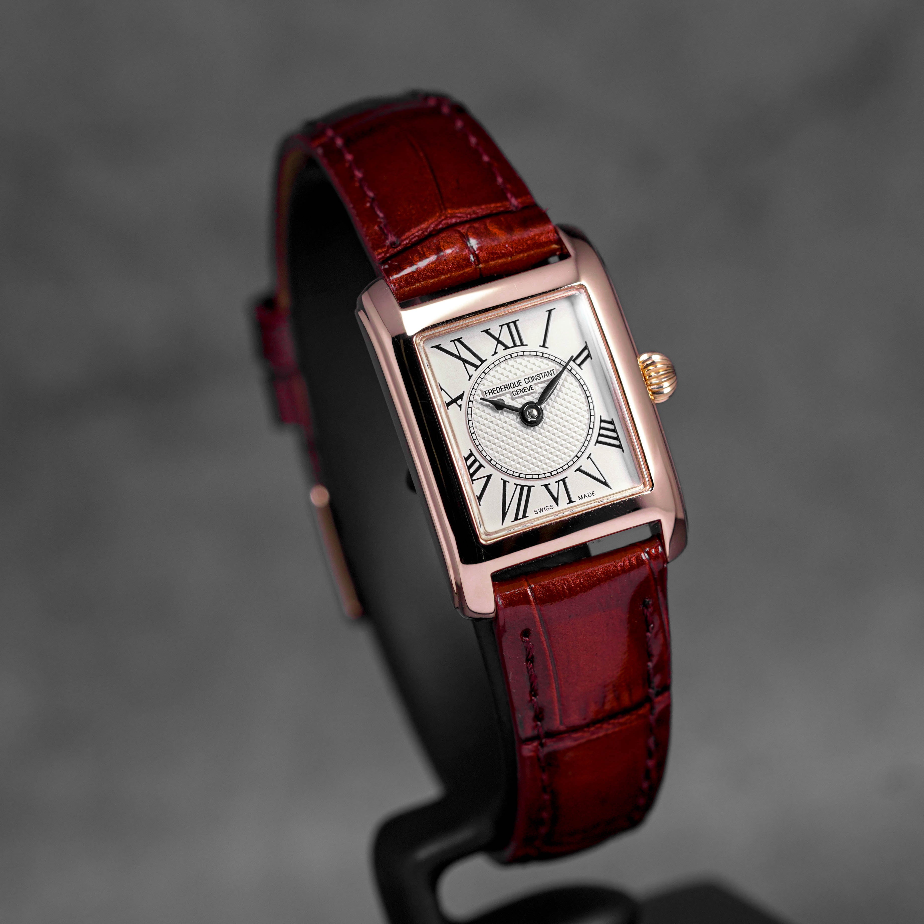 CLASSICS CAREE ROSEGOLD-PLATED STEEL WHITE DIAL LEATHER STRAP (2025)