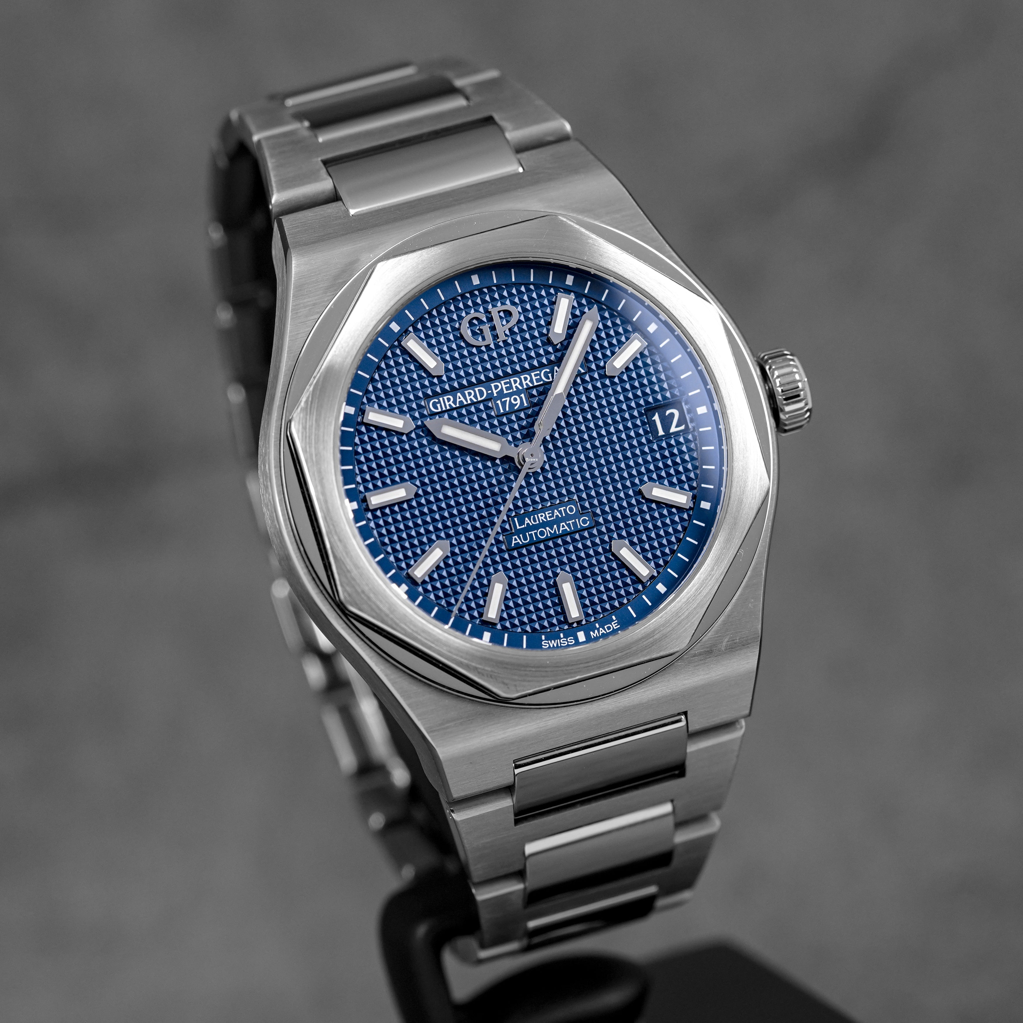LAUREATO BLUE DIAL (2022)