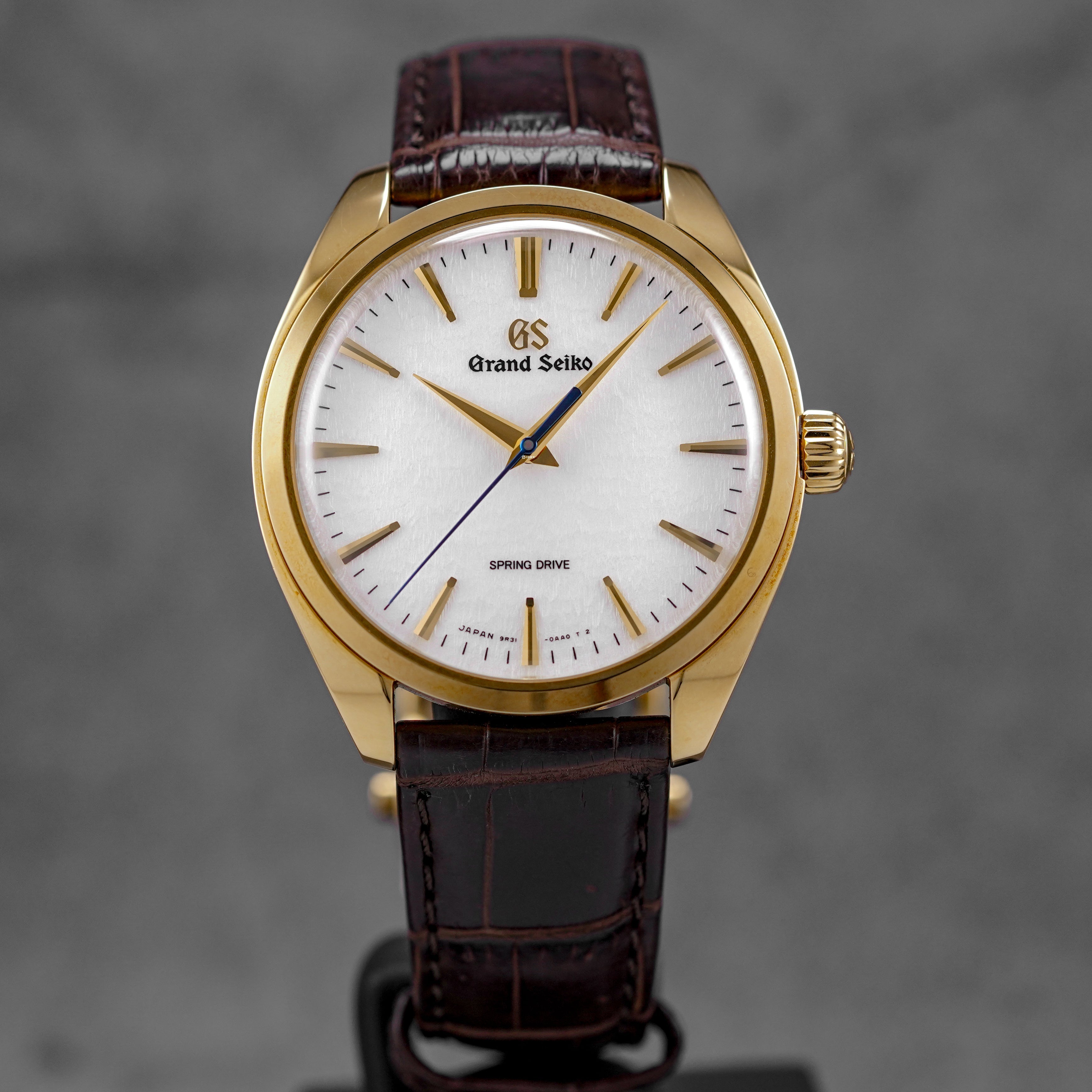ELEGANCE COLLECTION YELLOWGOLD SPRING DRIVE WHITE DIAL (2025)