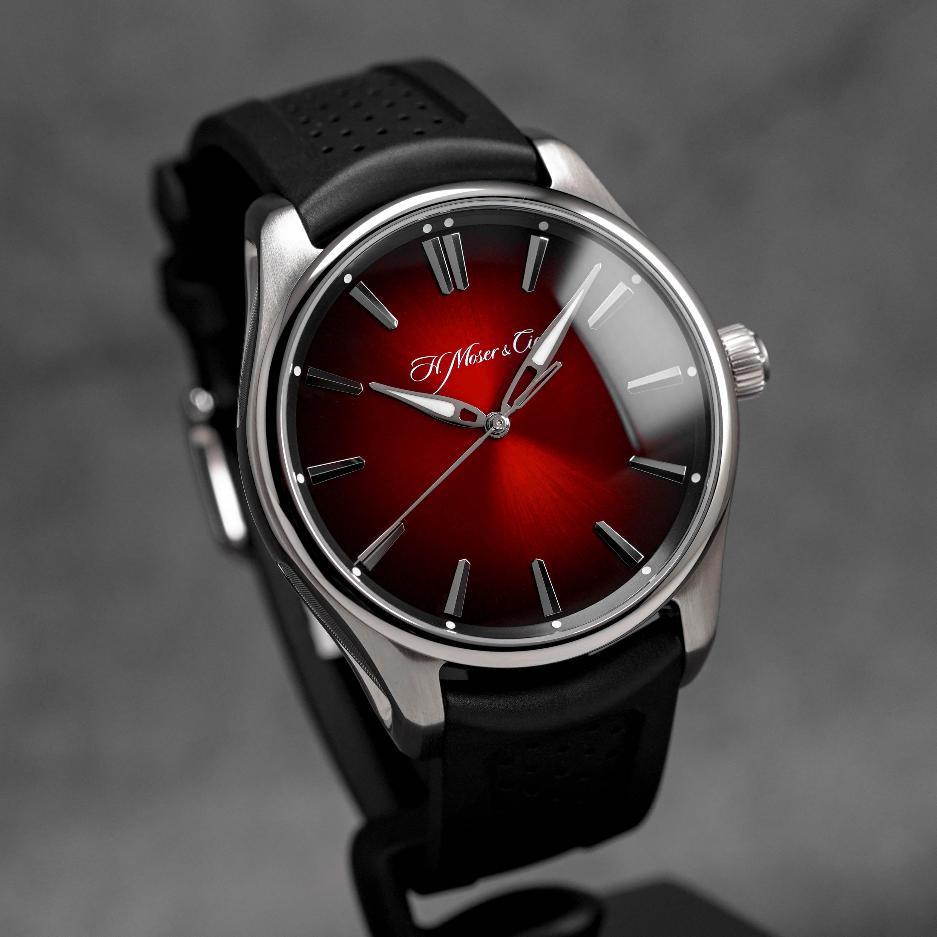 PIONEER CENTRE SECONDS SWISS MAD RED FUME (2025)