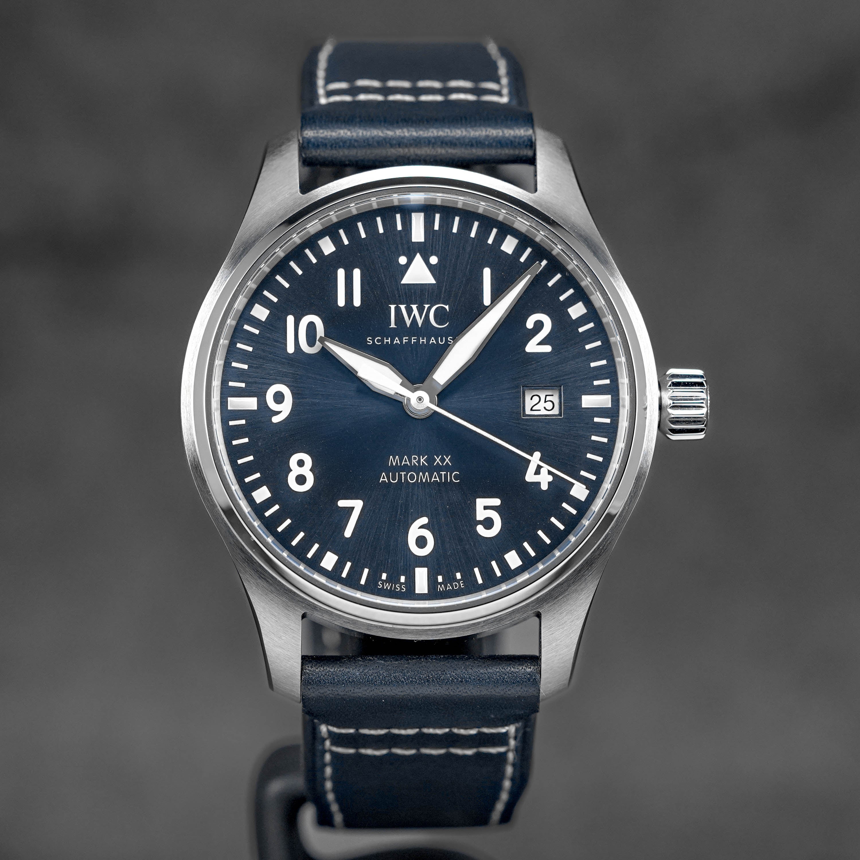 PILOT'S MARK XX BLUE DIAL LEATHER STRAP (2025)