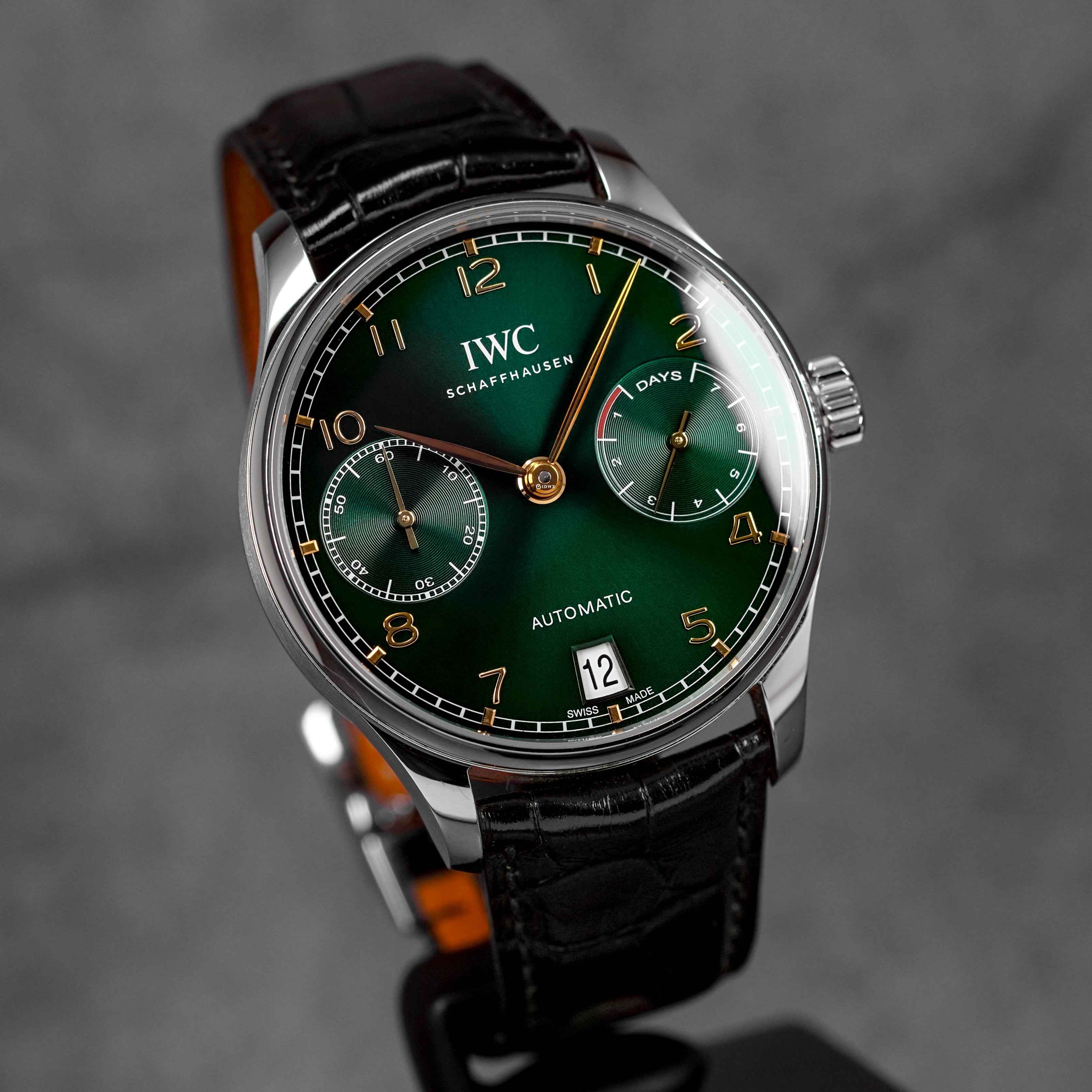 PORTUGIESER 42MM 'KUWAIT' GREEN DIAL LIMITED EDITION (WATCH & BOX)