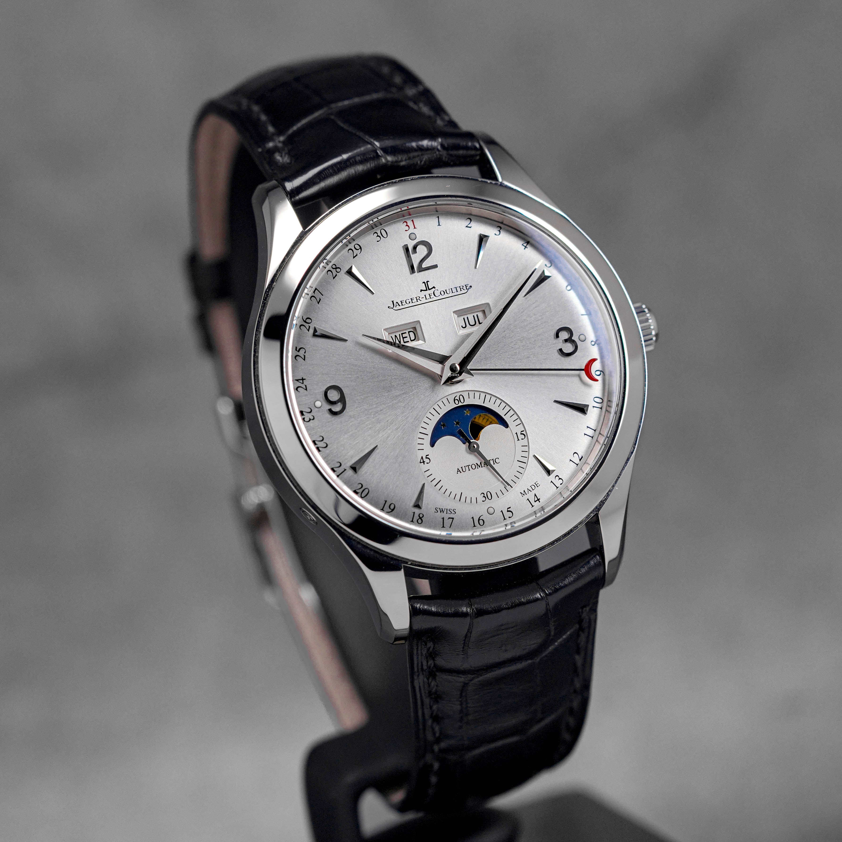 MASTER CONTROL CALENDAR MOONPHASE SILVER DIAL (2017)