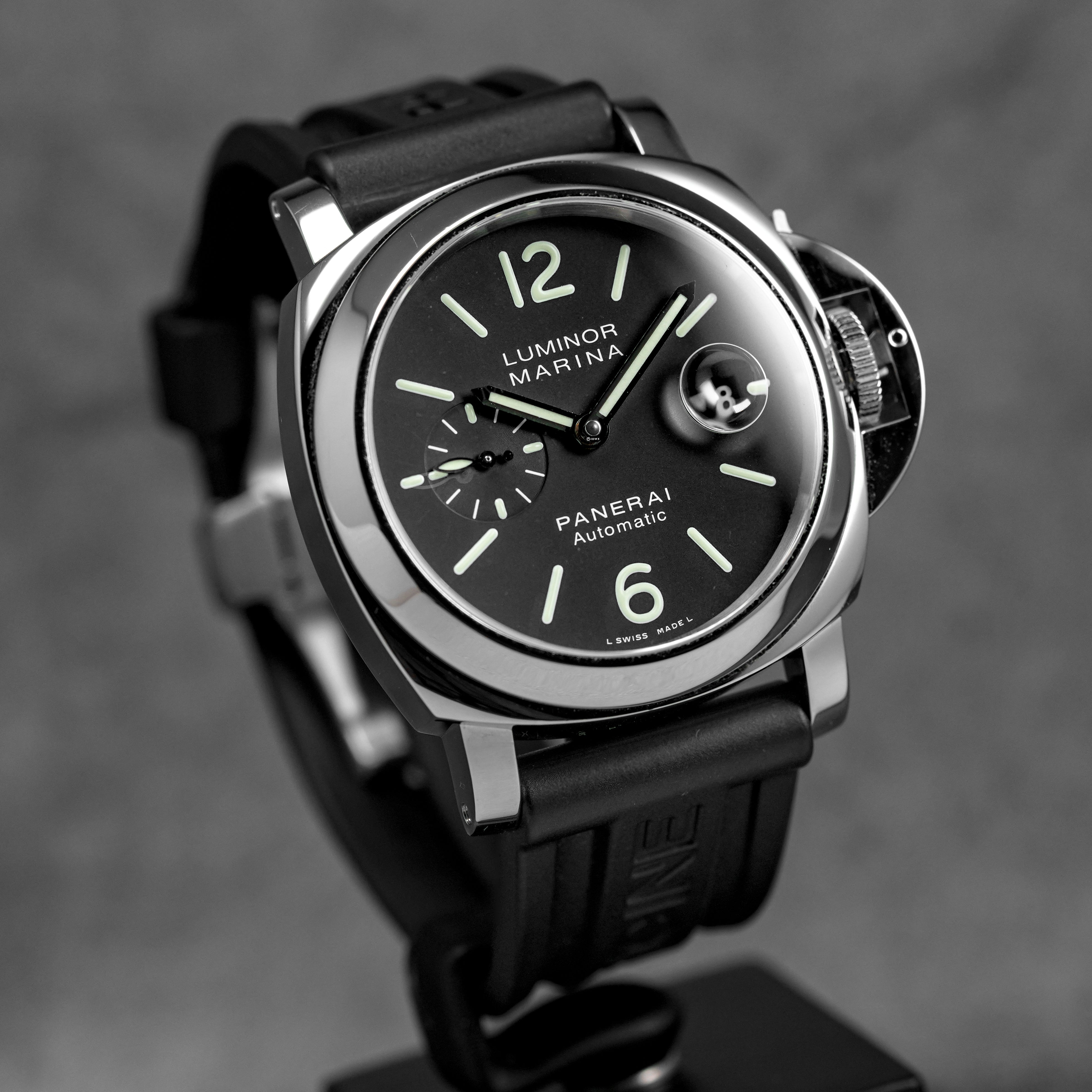 LUMINOR MARINA 44MM BLACK DIAL PAM 104 (2013)