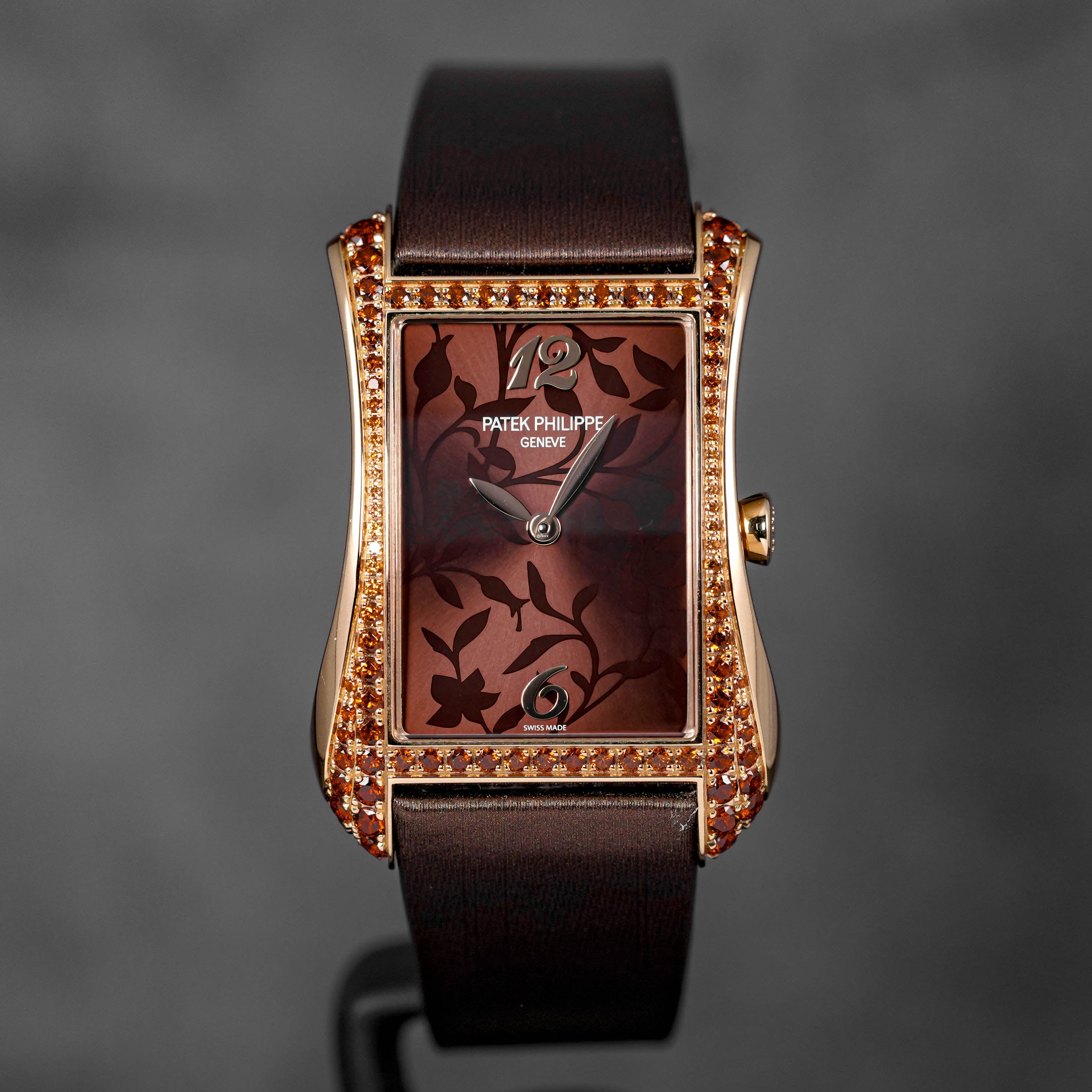 PATEK PHILIPPE GONDOLO SERATA 4962/200R ROSEGOLD SPESSARTITES