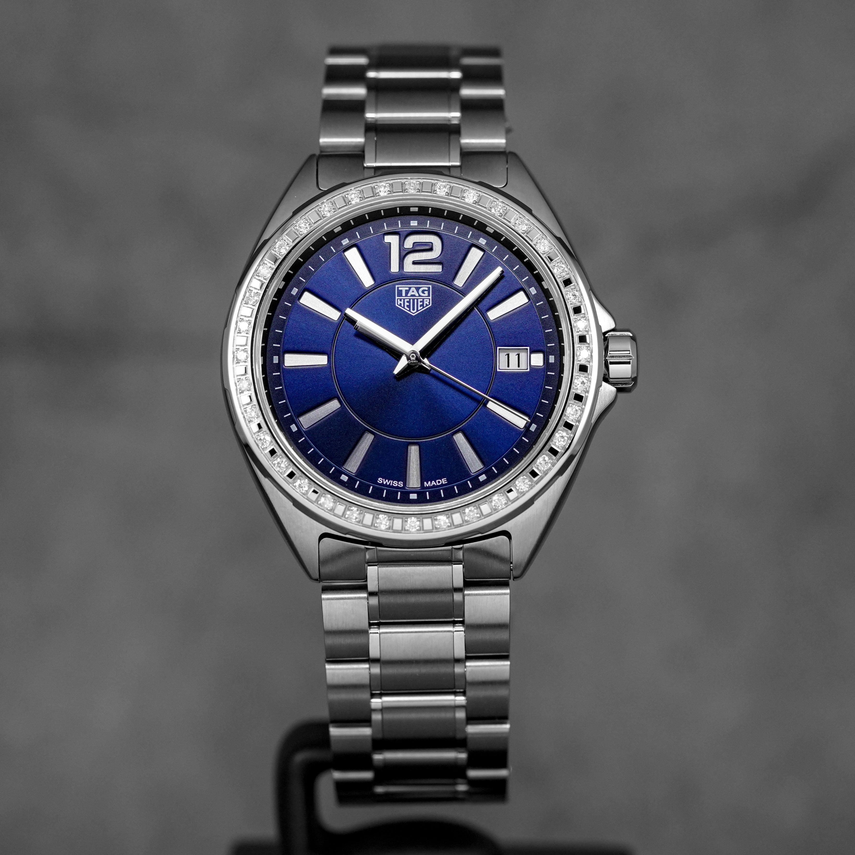 FORMULA 1 35MM BLUE DIAL DIAMOND BEZEL (2023)