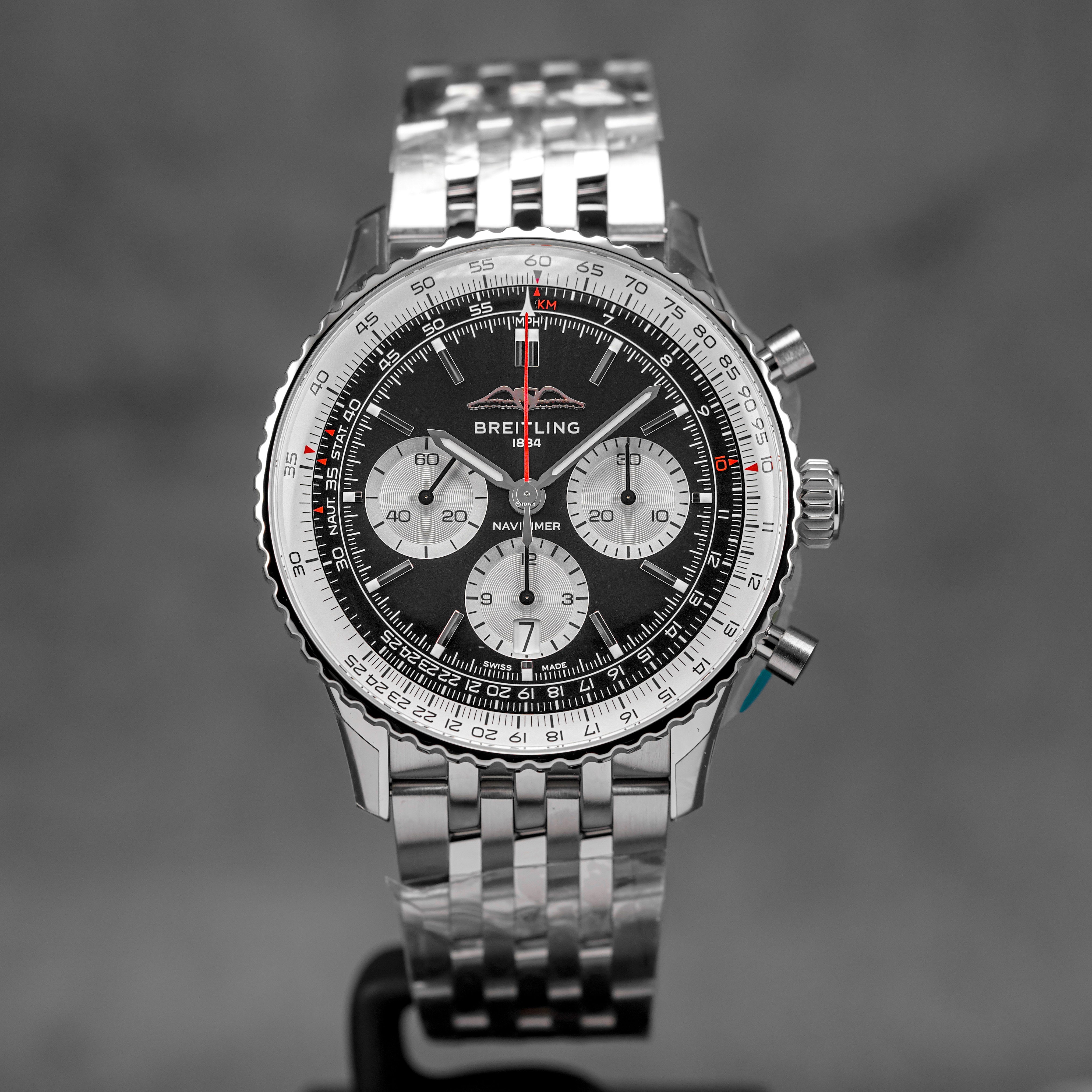 NAVITIMER B01 43MM CHRONOGRAPH BLACK DIAL (2026)