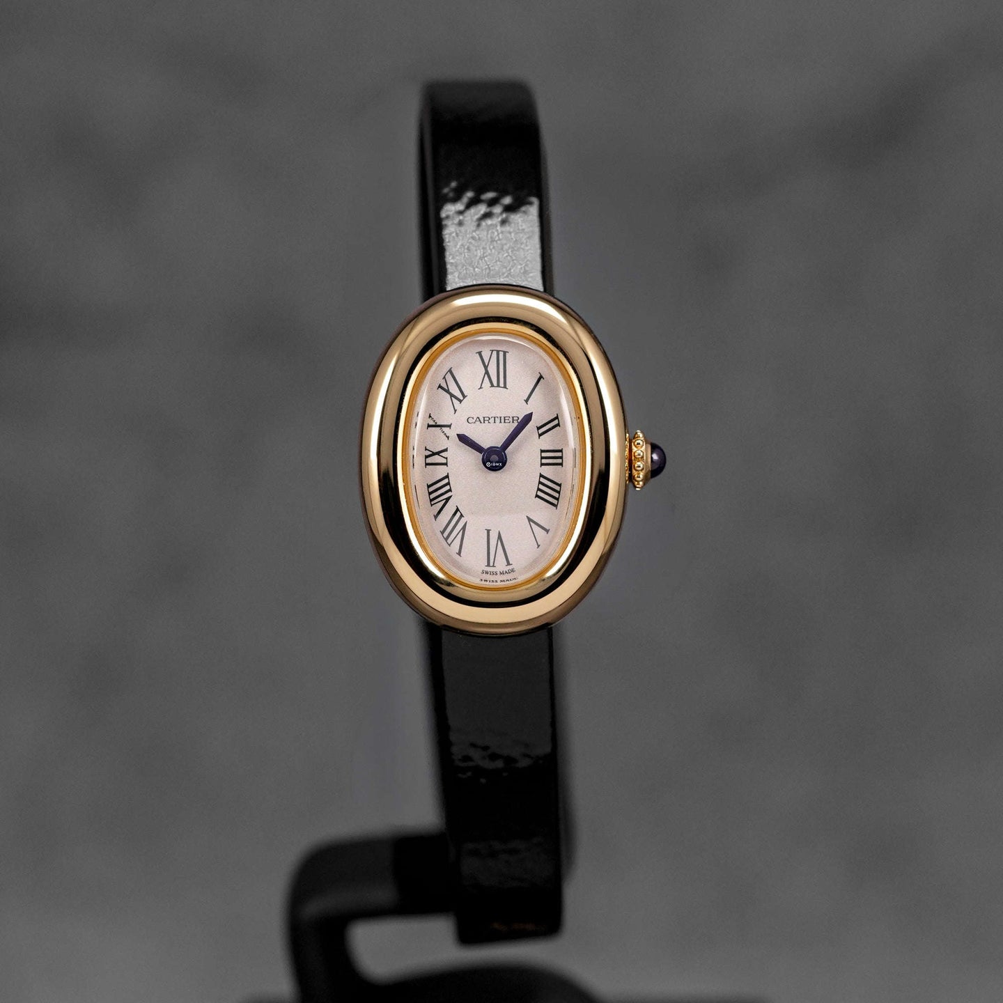 BAIGNOIRE MINI YELLOWGOLD SILVER DIAL LEATHER STRAP (2026)