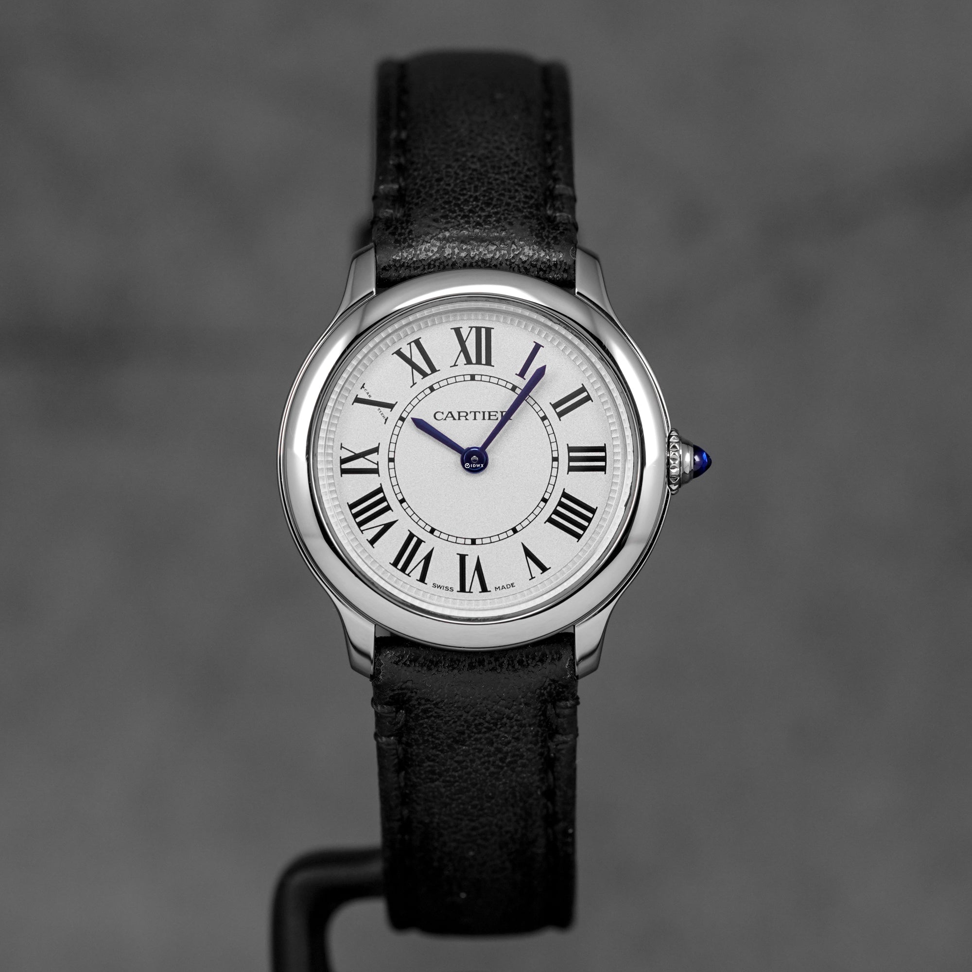 RONDE MUST SILVER DIAL LEATHER STRAP (2023)