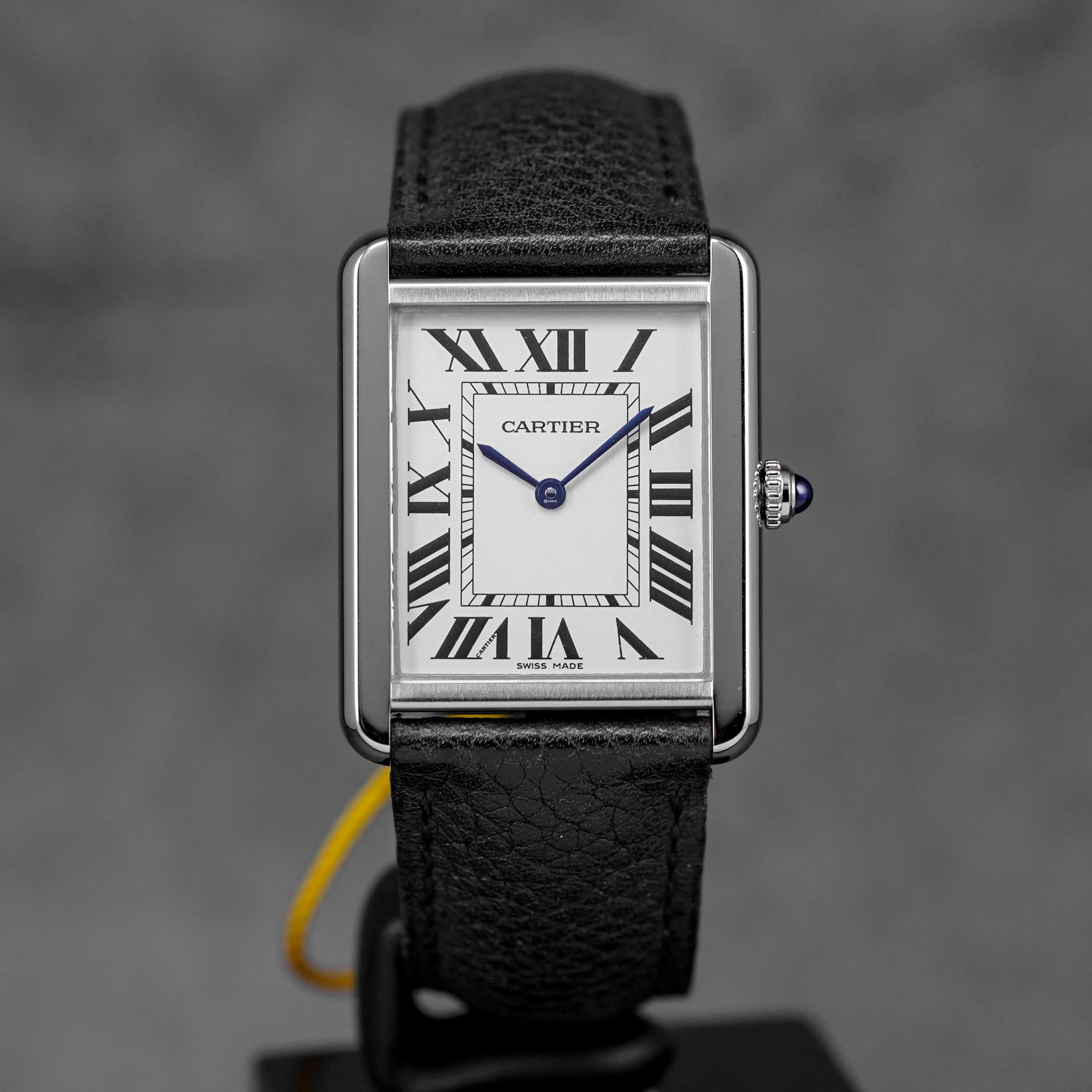 TANK SOLO L SILVER DIAL LEATHER STRAP (2019)