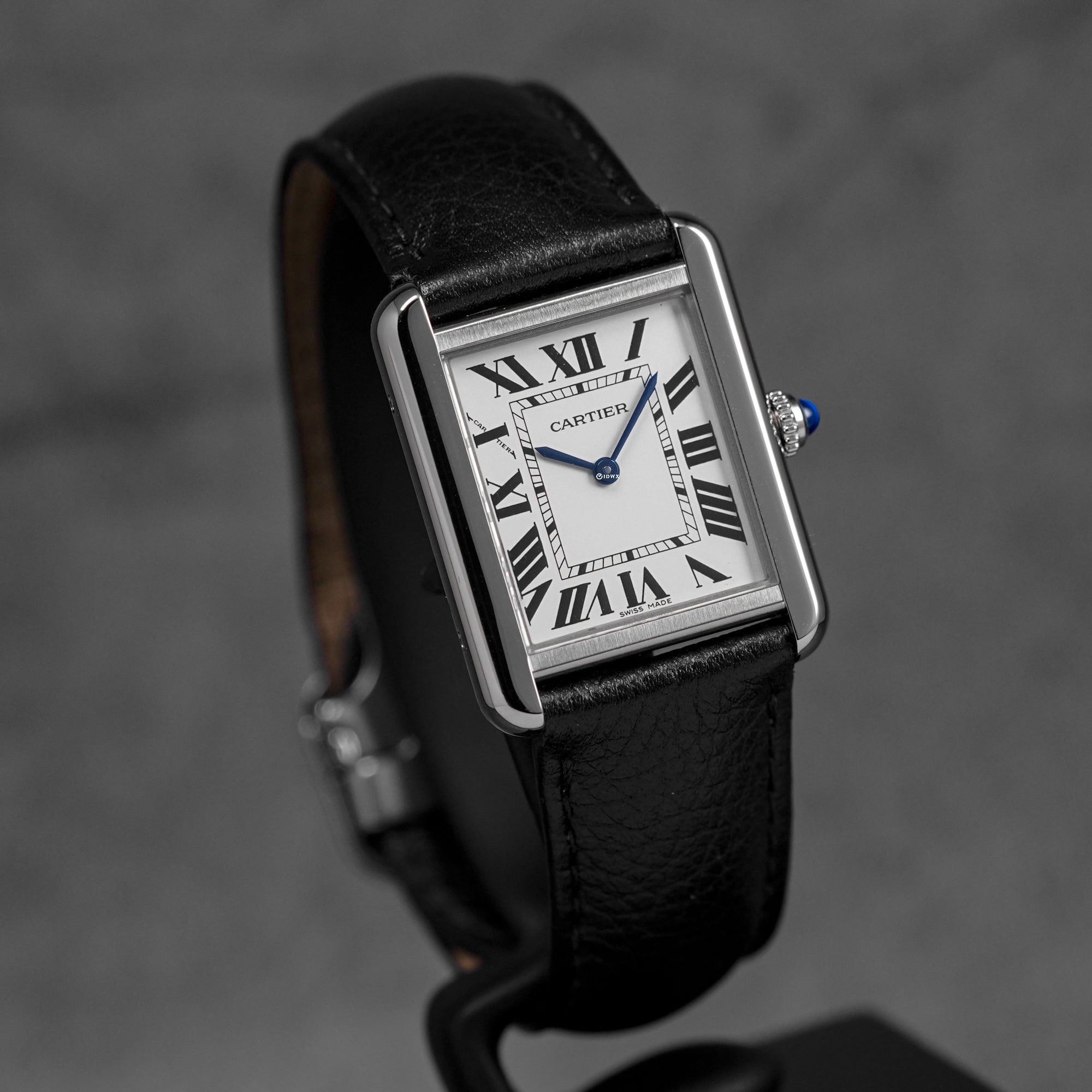 TANK SOLO S SILVER DIAL LEATHER STRAP (2017)