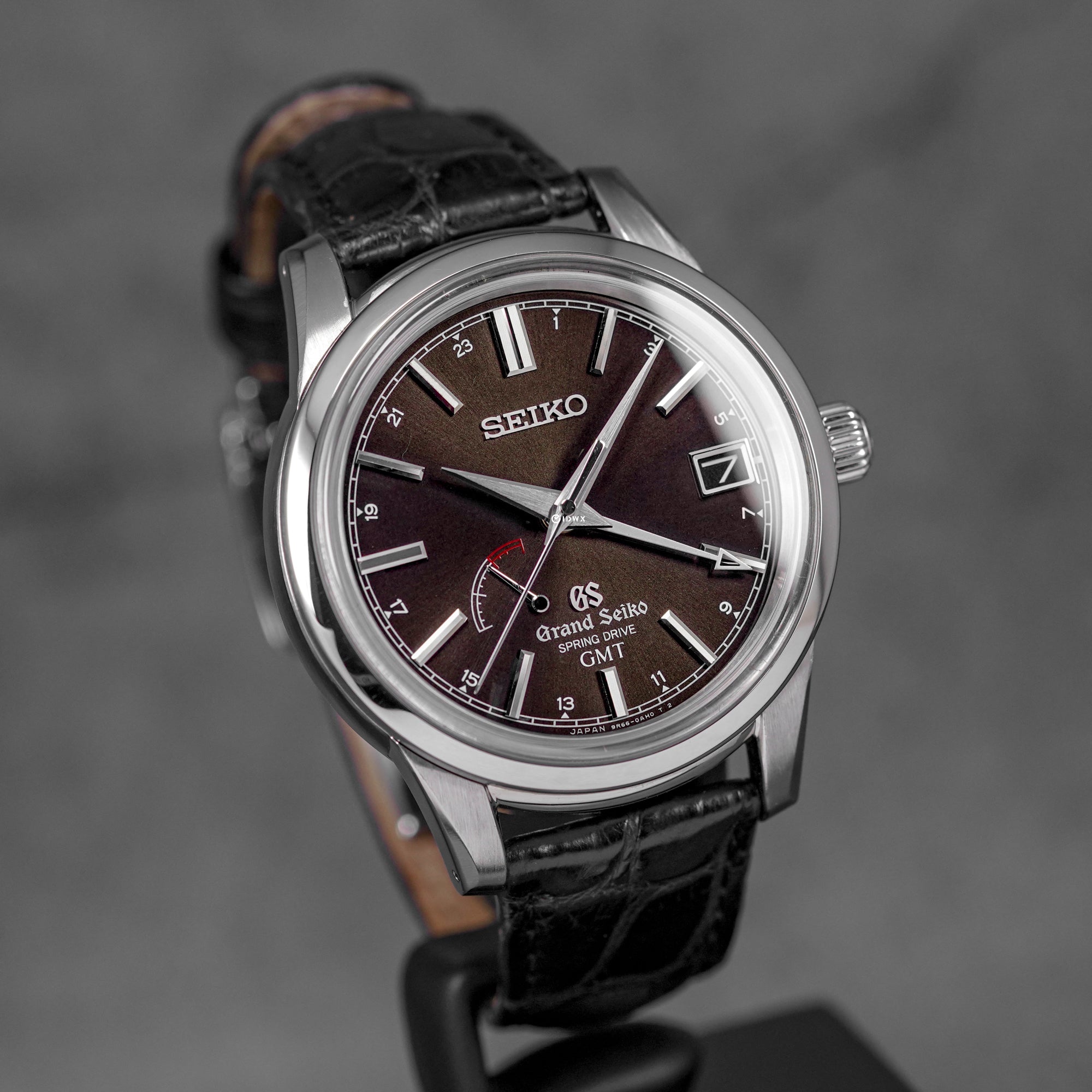ELEGANCE COLLECTION SPRING DRIVE GMT BROWN DIAL (WATCH ONLY)