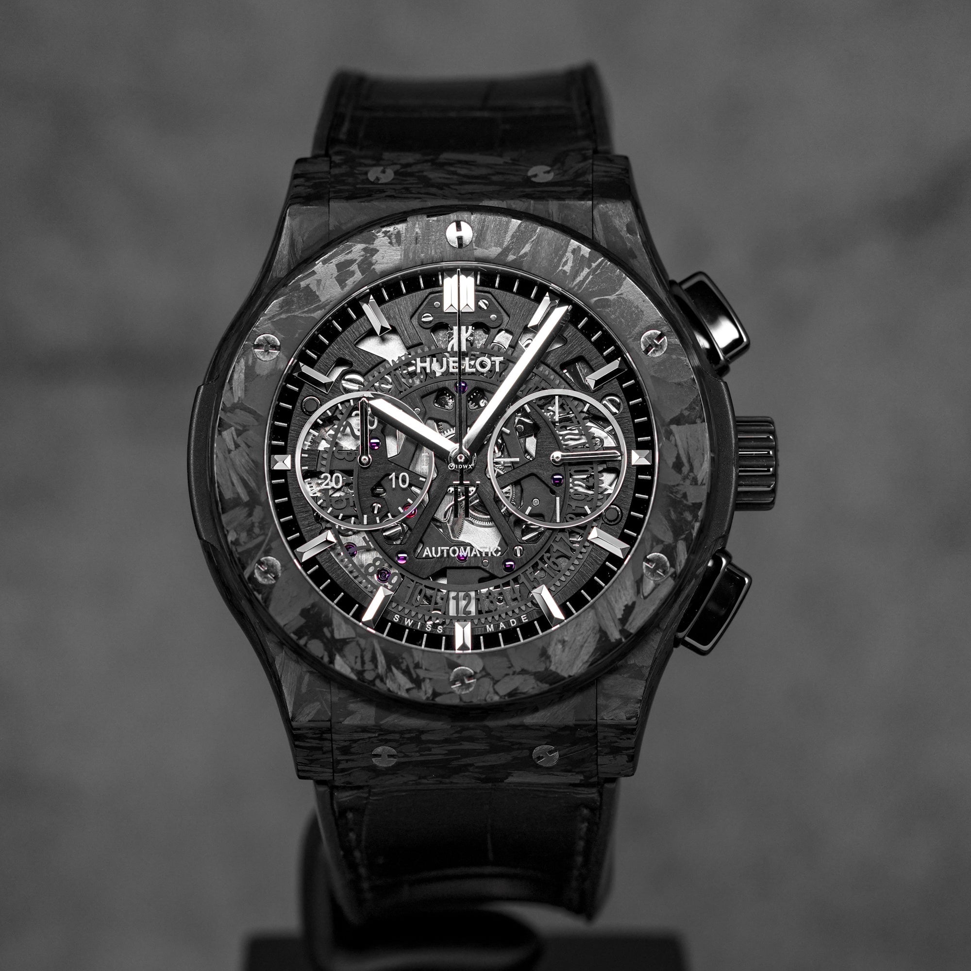 CLASSIC FUSION 45MM AEROFUSION FROSTED CARBON (2023)