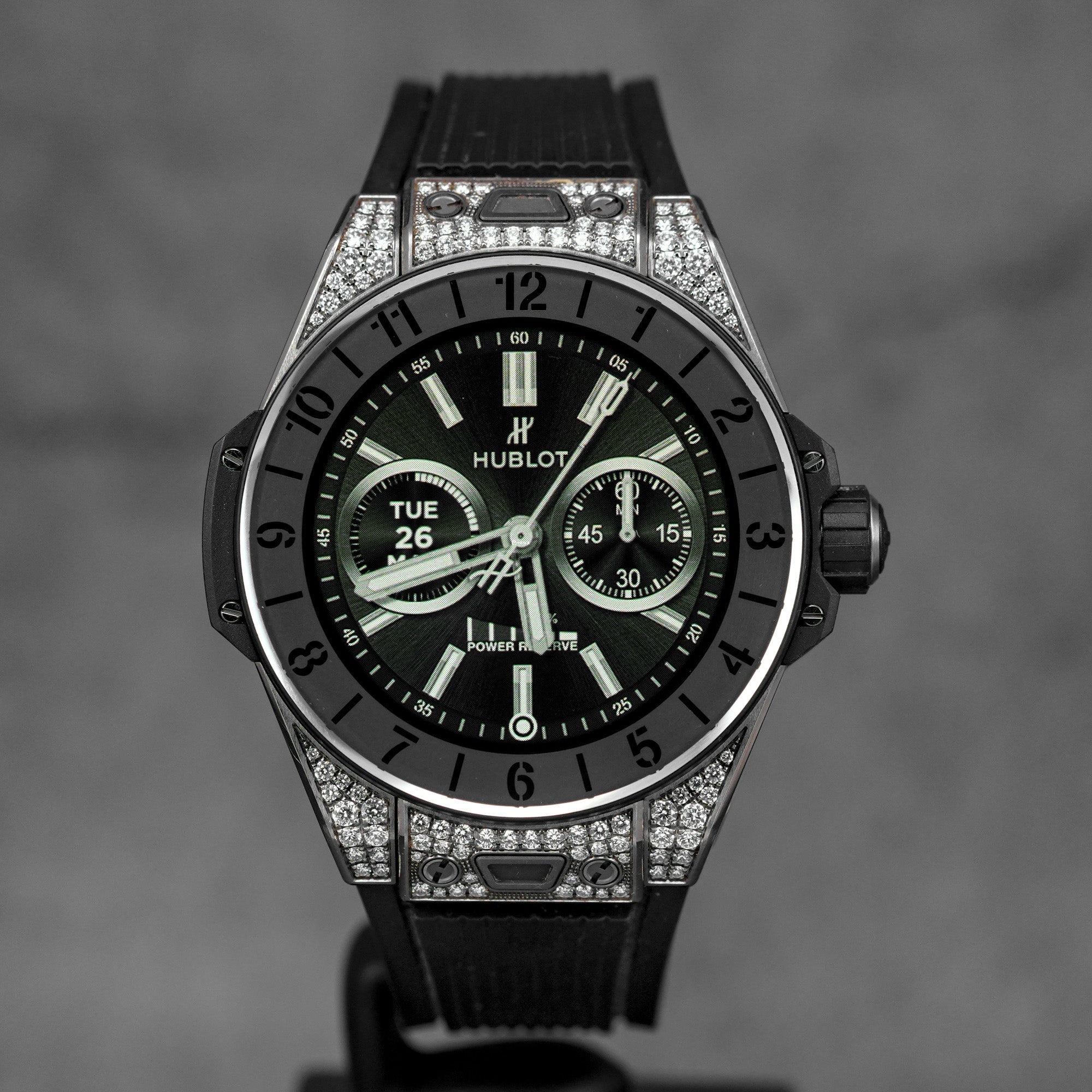 BIG BANG CONNECTED 42MM E PAVE DIAMONDS TITANIUM (2022)