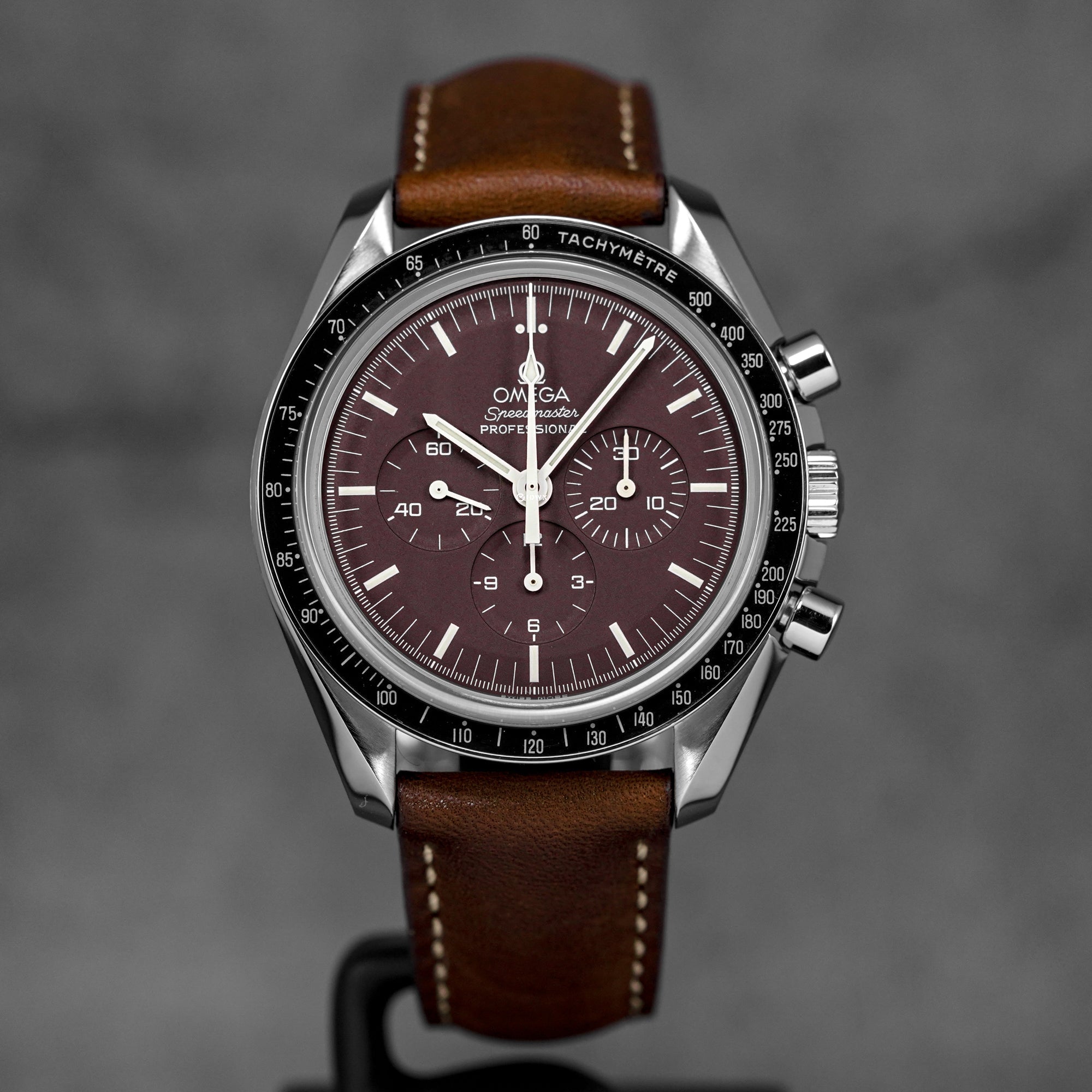 SPEEDMASTER MOONWATCH BROWN DIAL (UNDATED)