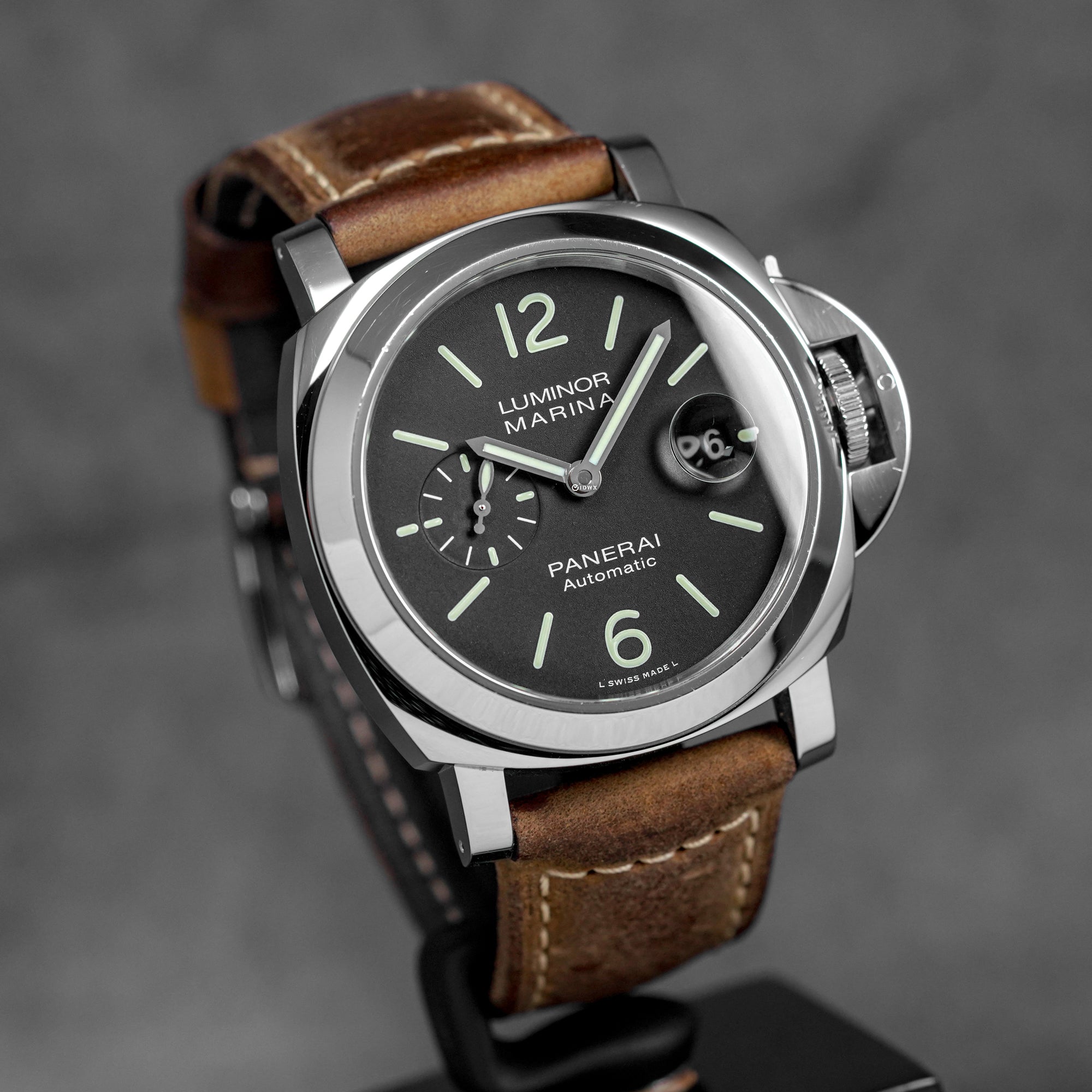 LUMINOR MARINA 44MM BLACK DIAL PAM 1104 (2019)