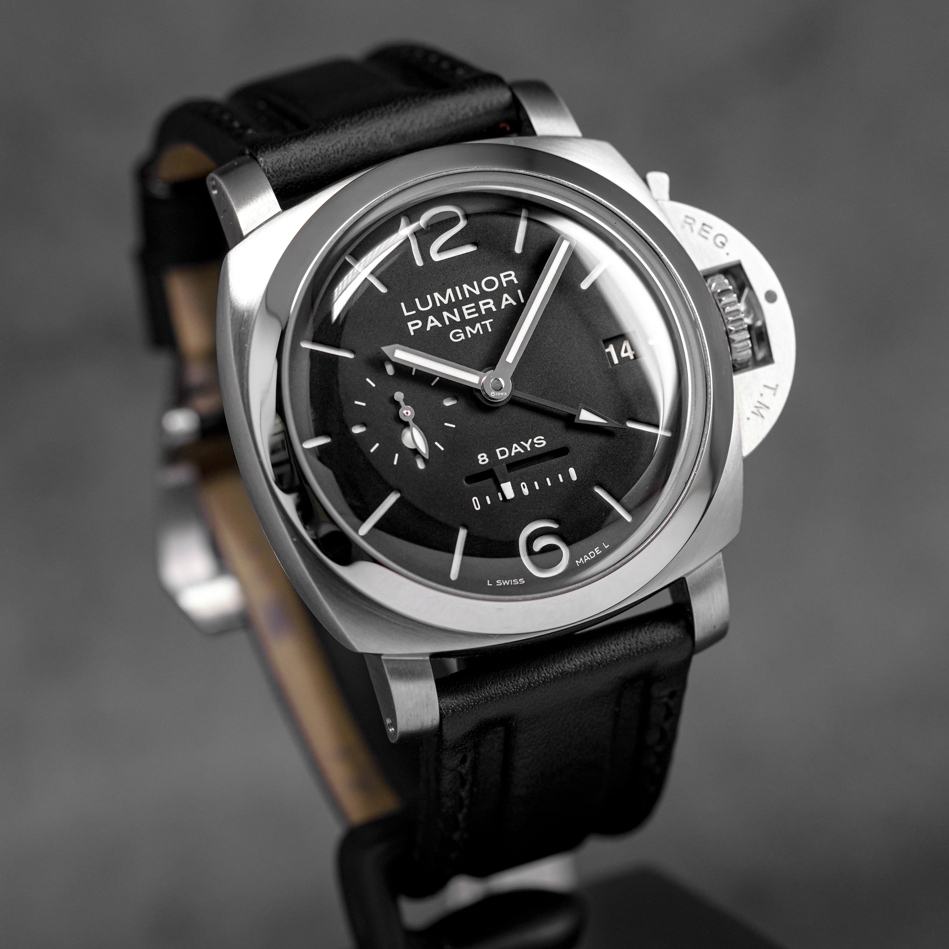 LUMINOR 1950 8 DAYS GMT 44MM BLACK DIAL PAM 233 (2007)