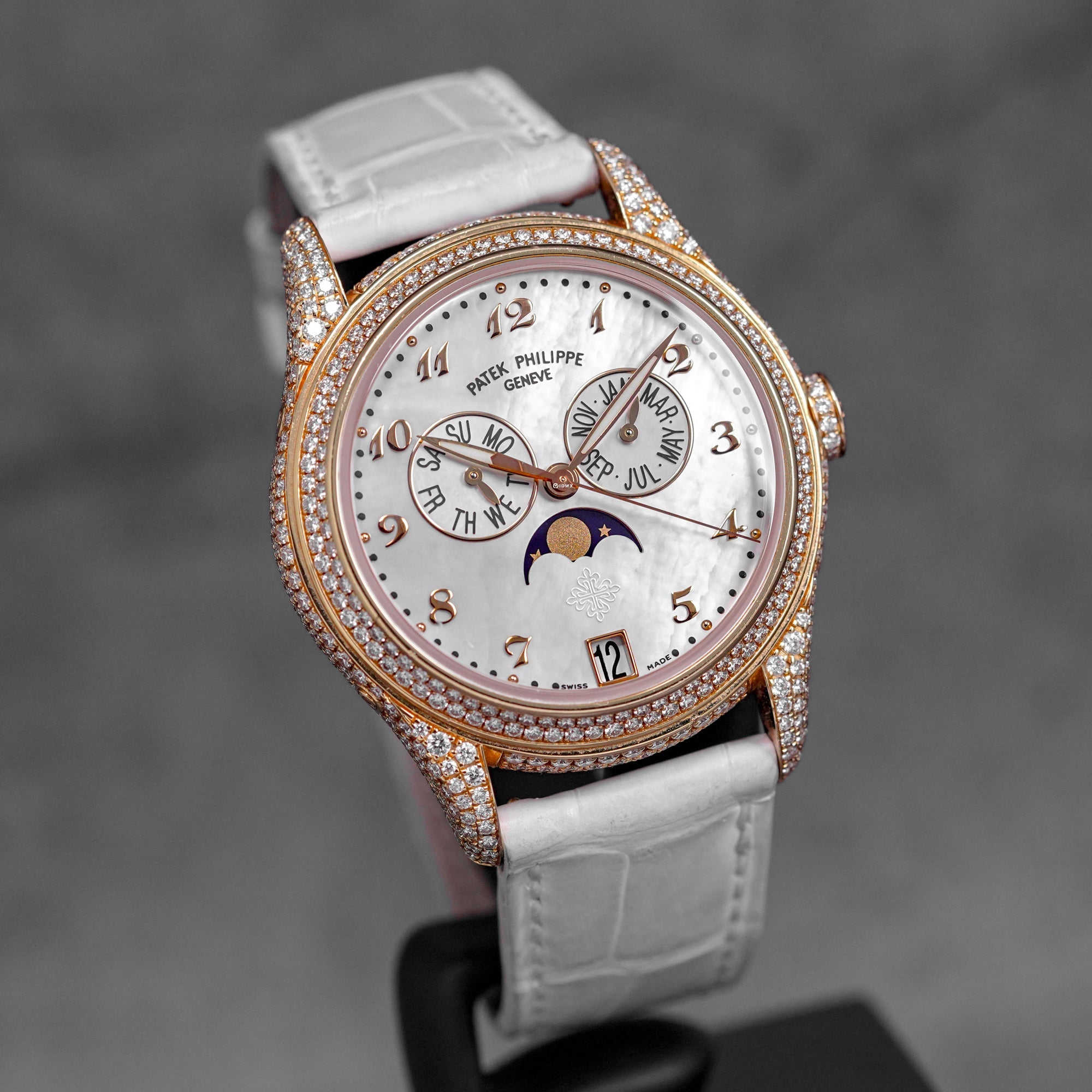 COMPLICATIONS 4937R ROSEGOLD DIAMONDS ANNUAL CALENDAR MOONPHASE MOP DIAL (2009)