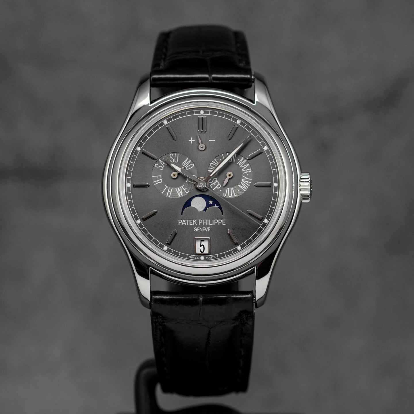 COMPLICATIONS 5146P PLATINUM ANNUAL CALENDAR GREY DIAL (2013)