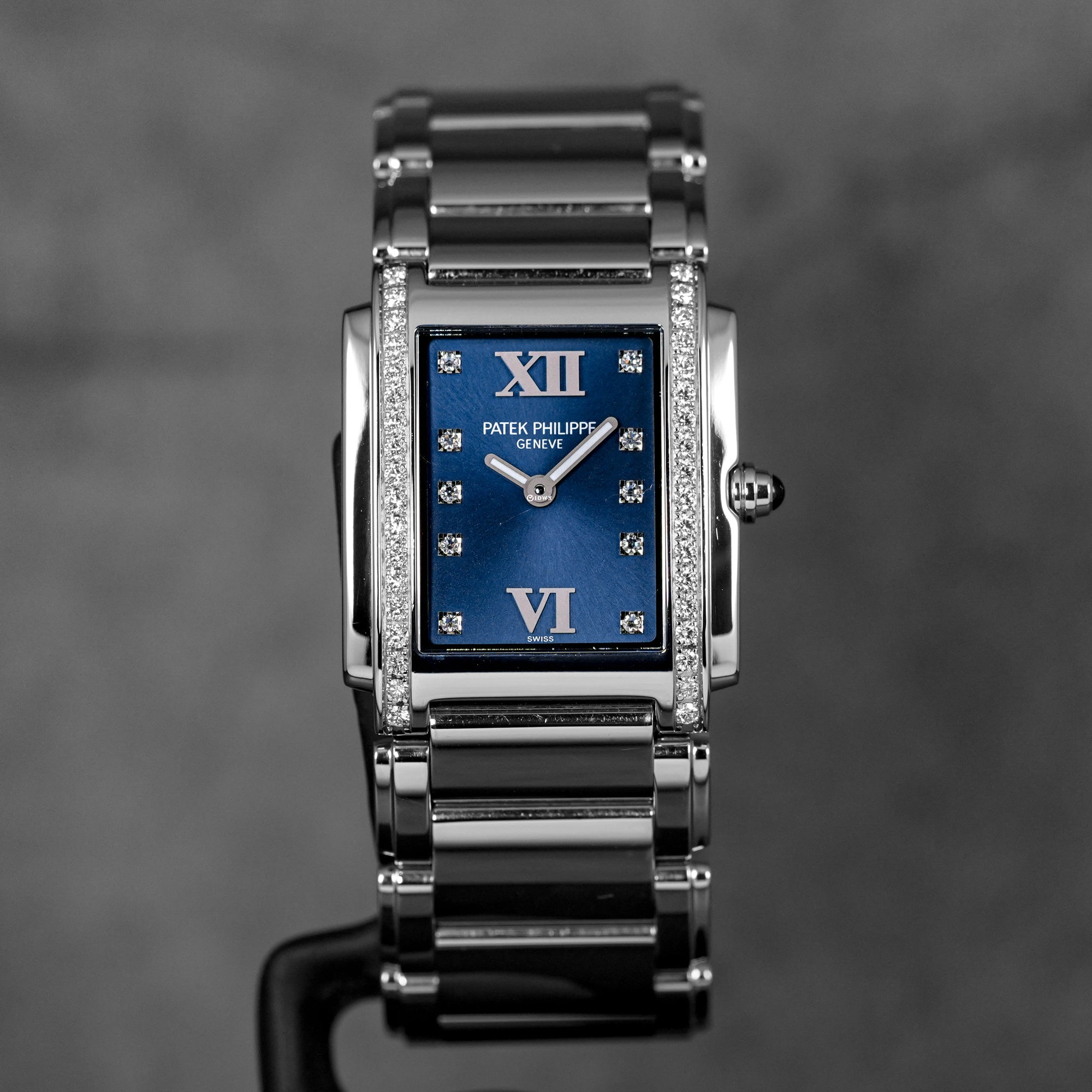 TWENTY~4 4910/10A BLUE DIAMOND DIAL (2018)
