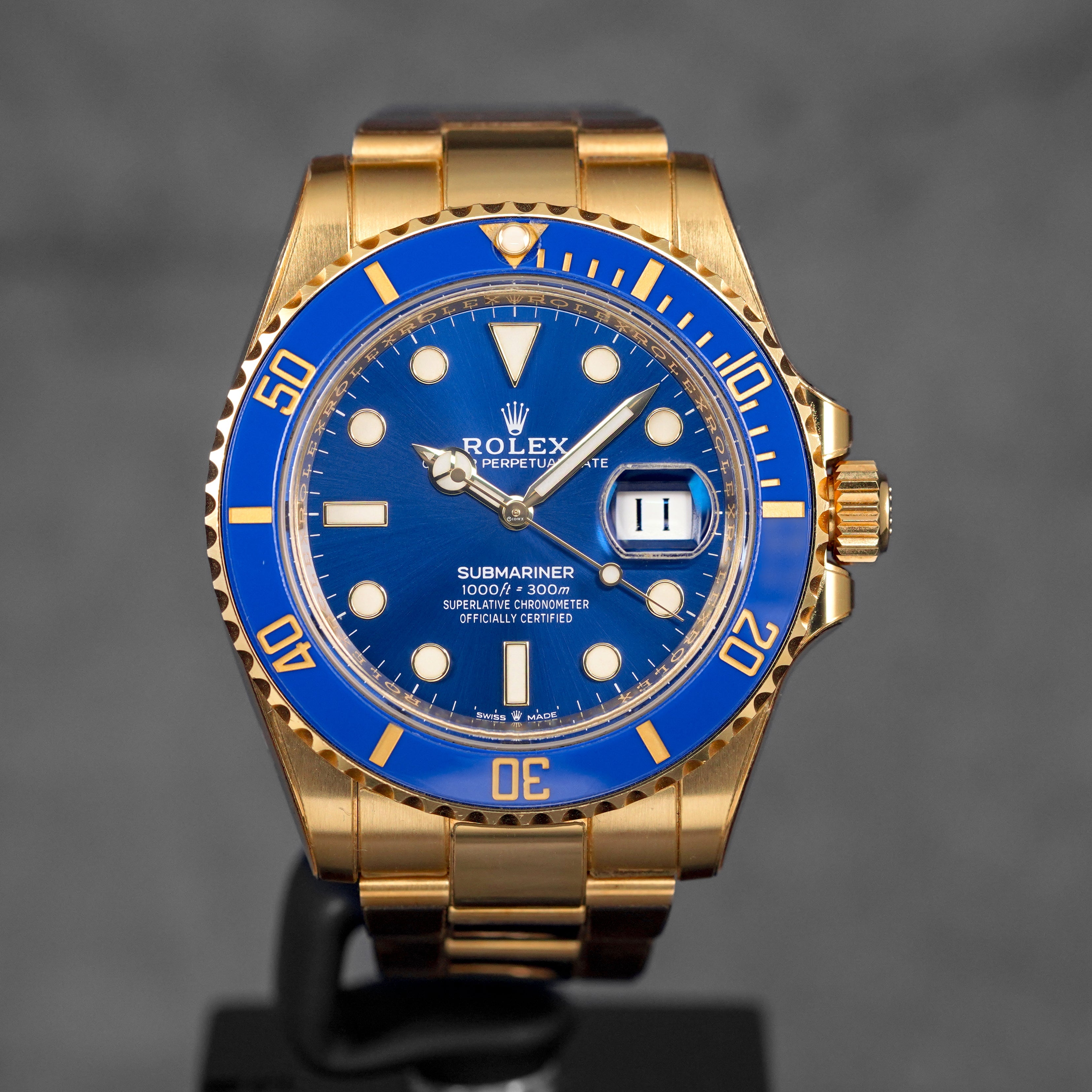 SUBMARINER DATE 41MM YELLOWGOLD BLUE DIAL (2022)