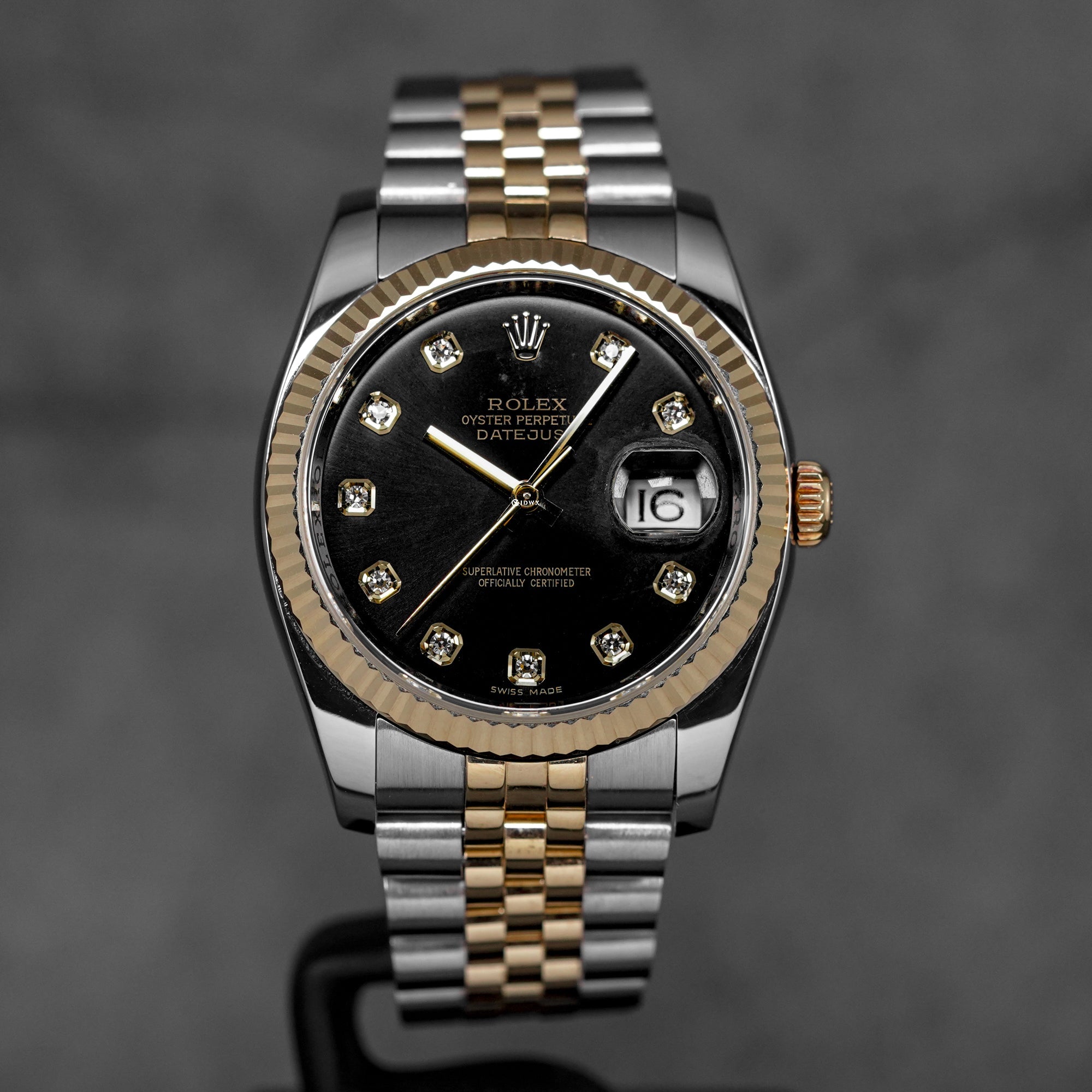 DATEJUST 36MM TWOTONE YELLOWGOLD BLACK DIAMOND DIAL (2019)