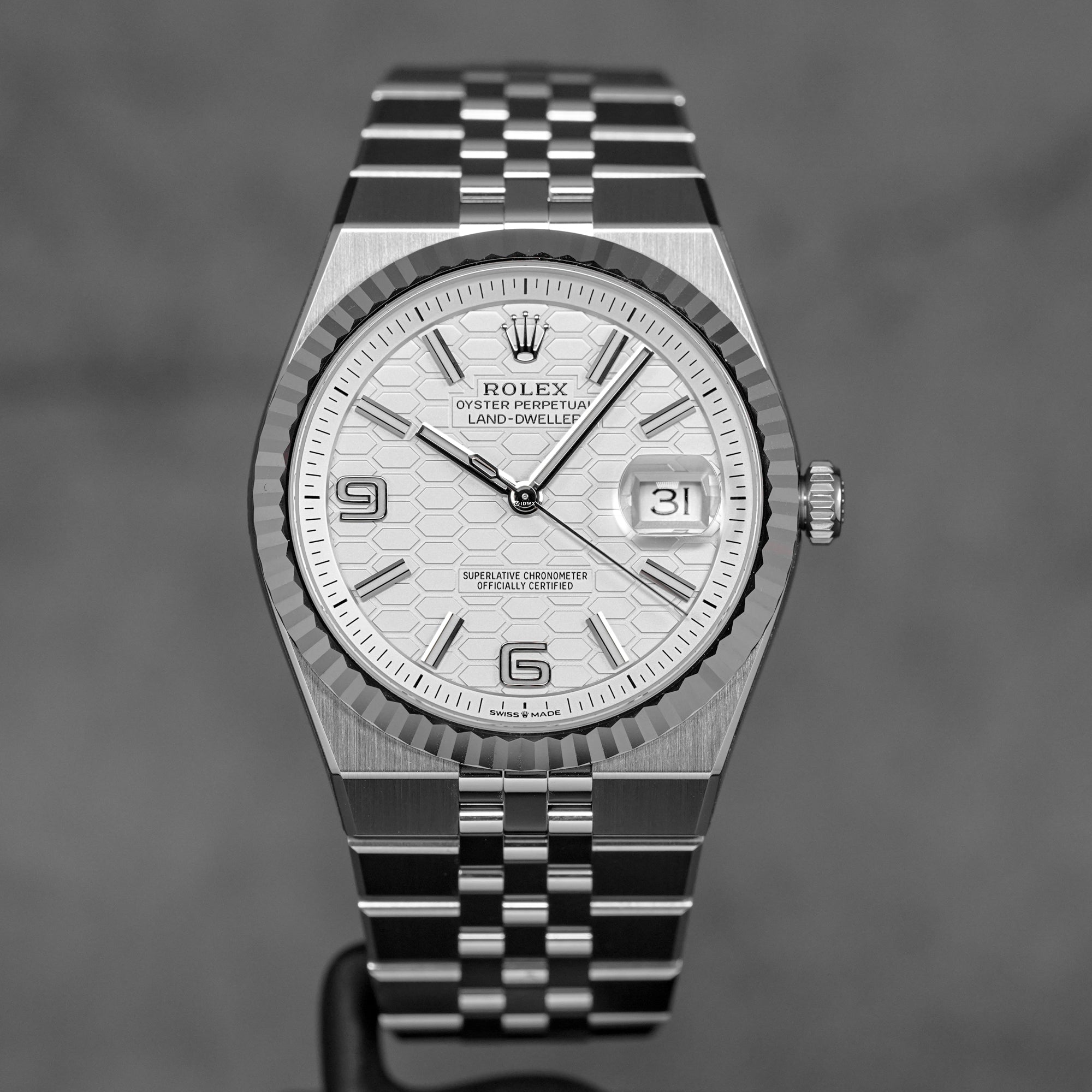 LAND-DWELLER 40MM WHITE DIAL (2026)