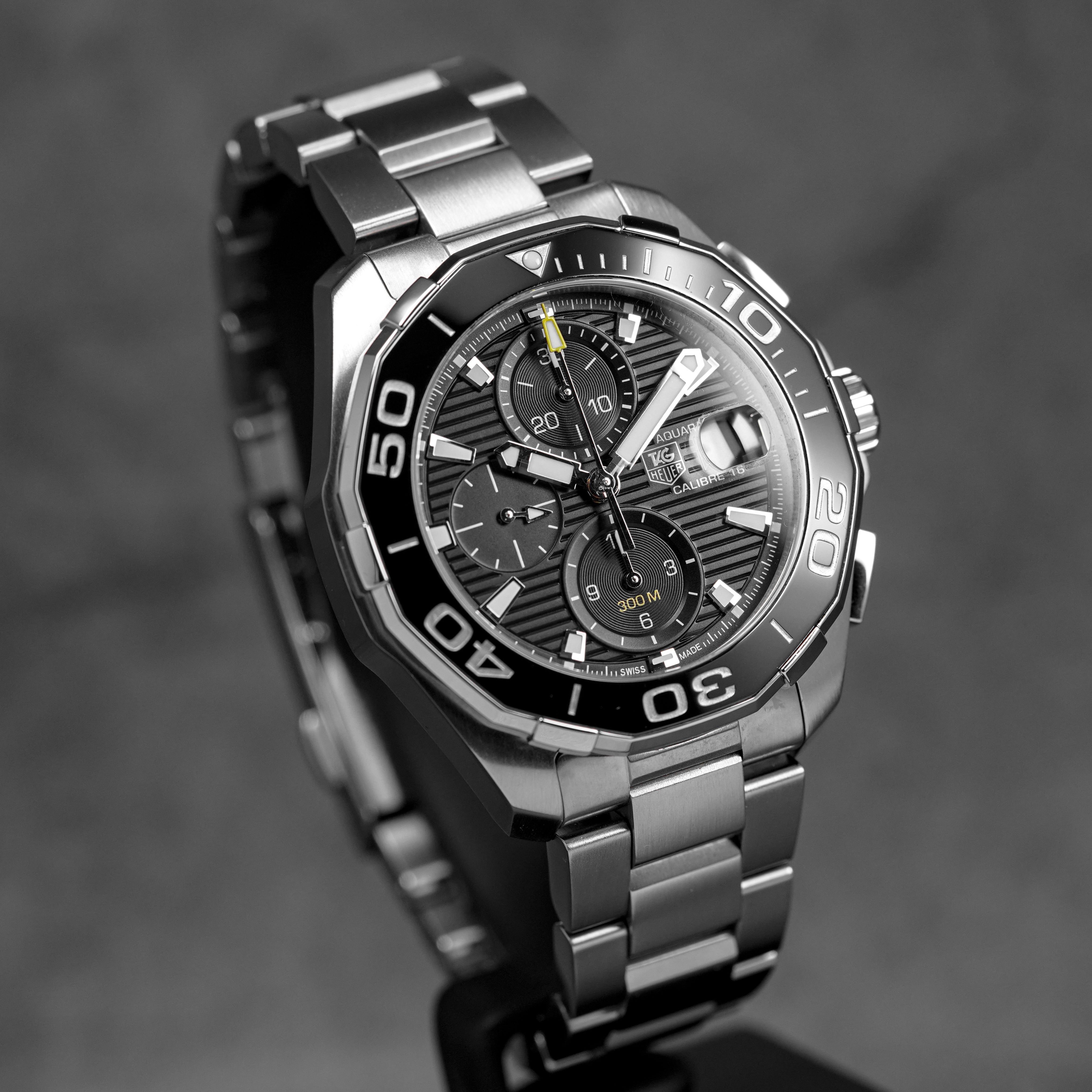 AQUARACER CALIBRE 16 BLACK DIAL (2019)