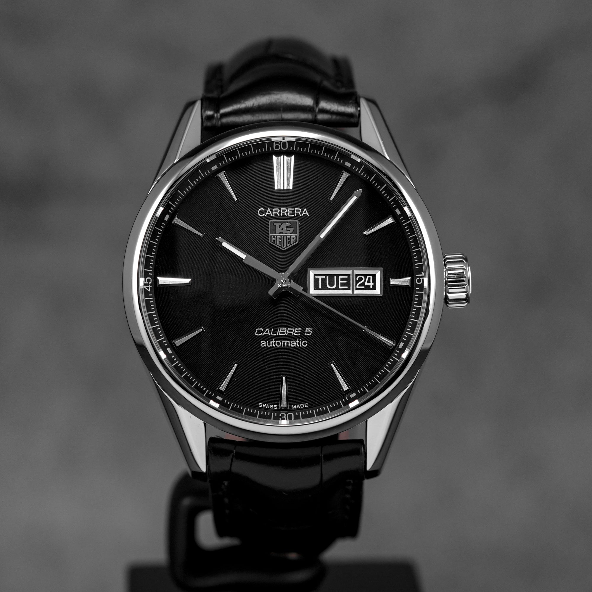 CARRERA CALIBRE 5 DAY-DATE BLACK DIAL LEATHER STRAP (WATCH ONLY)