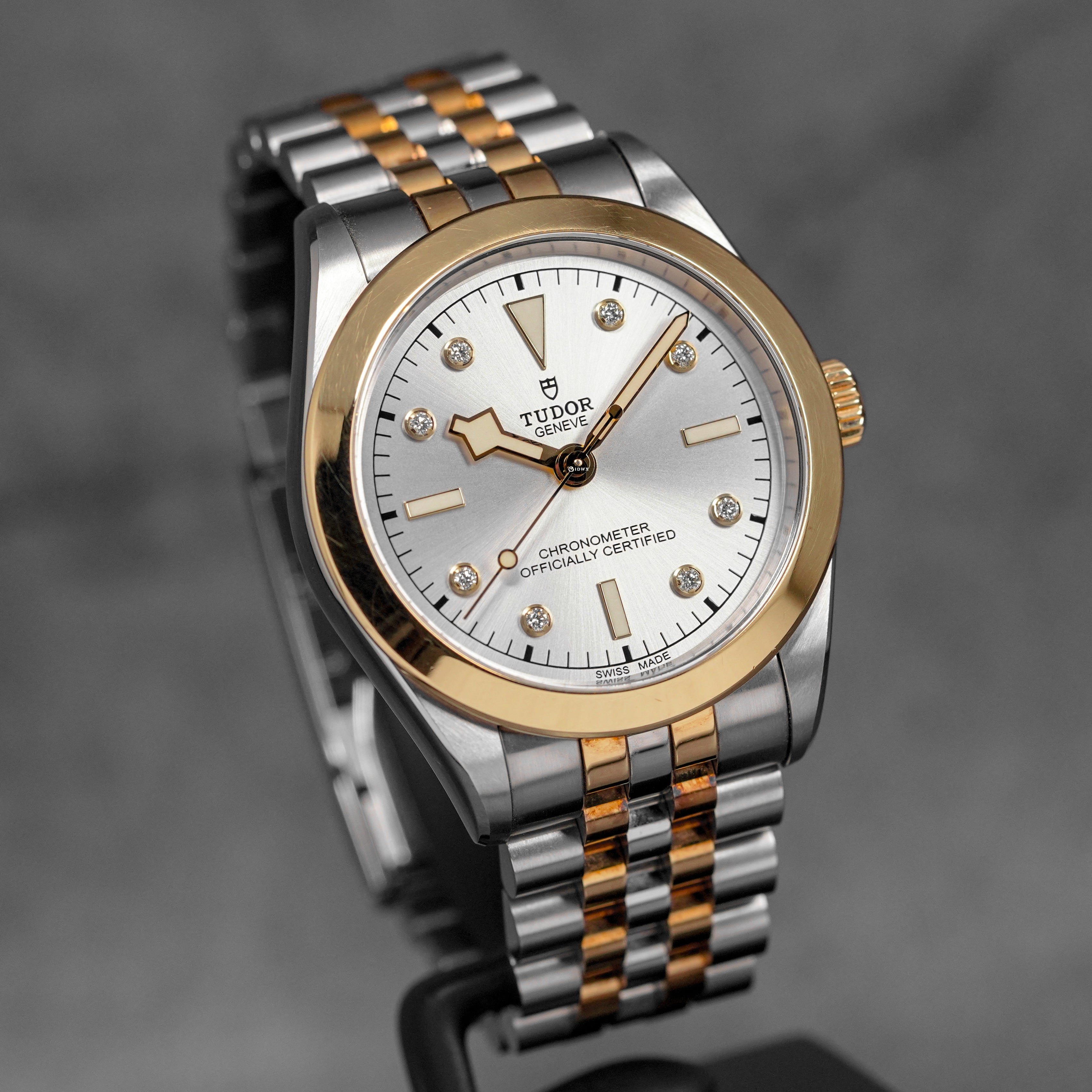 BLACK BAY ONE 39 S&G SILVER DIAMOND DIAL (2023)