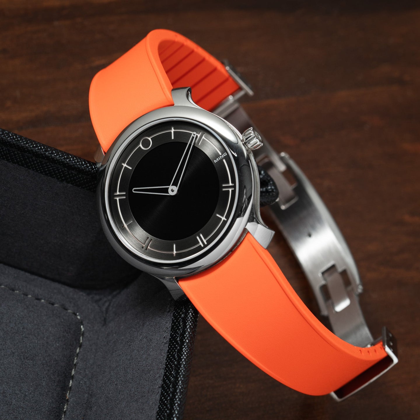 Curved Rubber Strap Orange