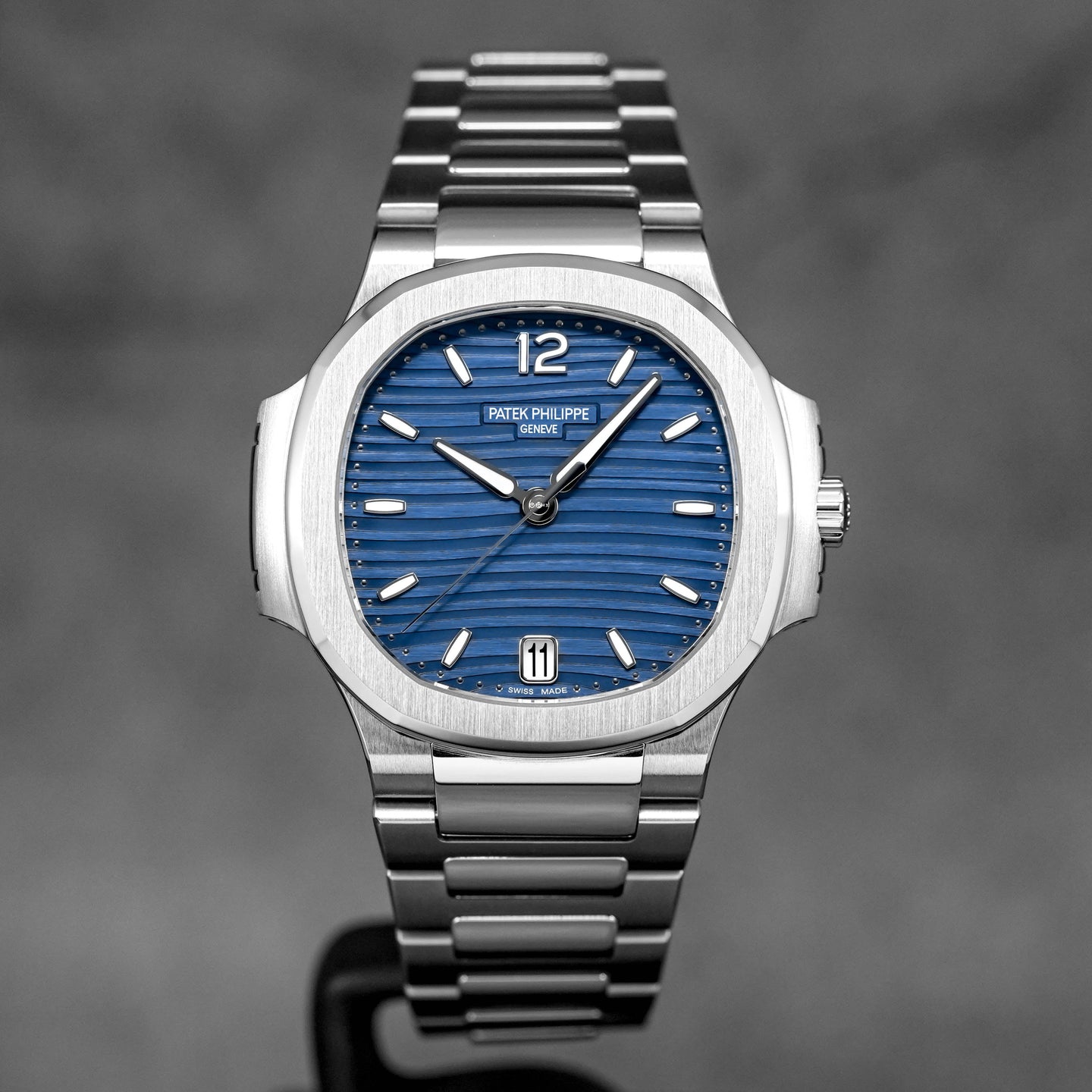 NAUTILUS LADY 7118/1A-001 BLUE DIAL (2022)