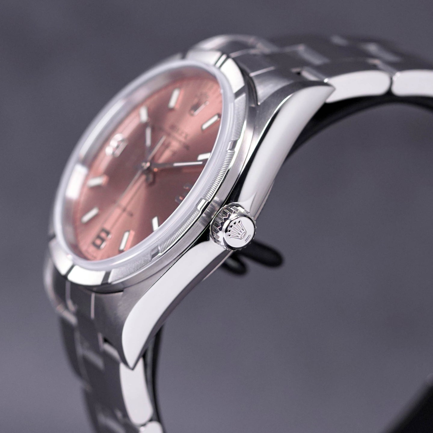 AIR KING 34MM 14010M ENGINE-TURNED BEZEL SALMON DIAL (2010)