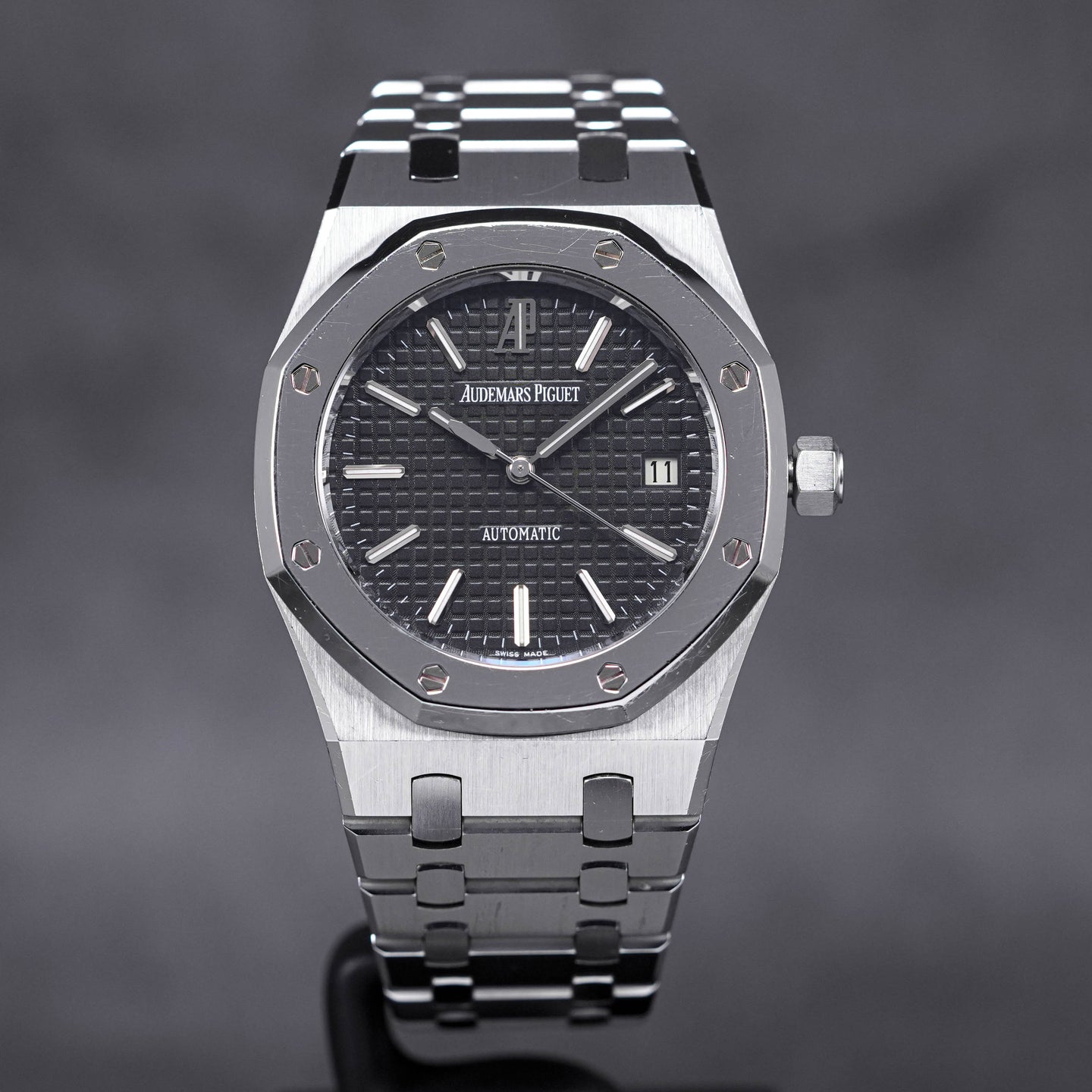 ROYAL OAK 39MM 15300ST PLATINUM BEZEL BLACK DIAL LIMITED EDITION (2010)