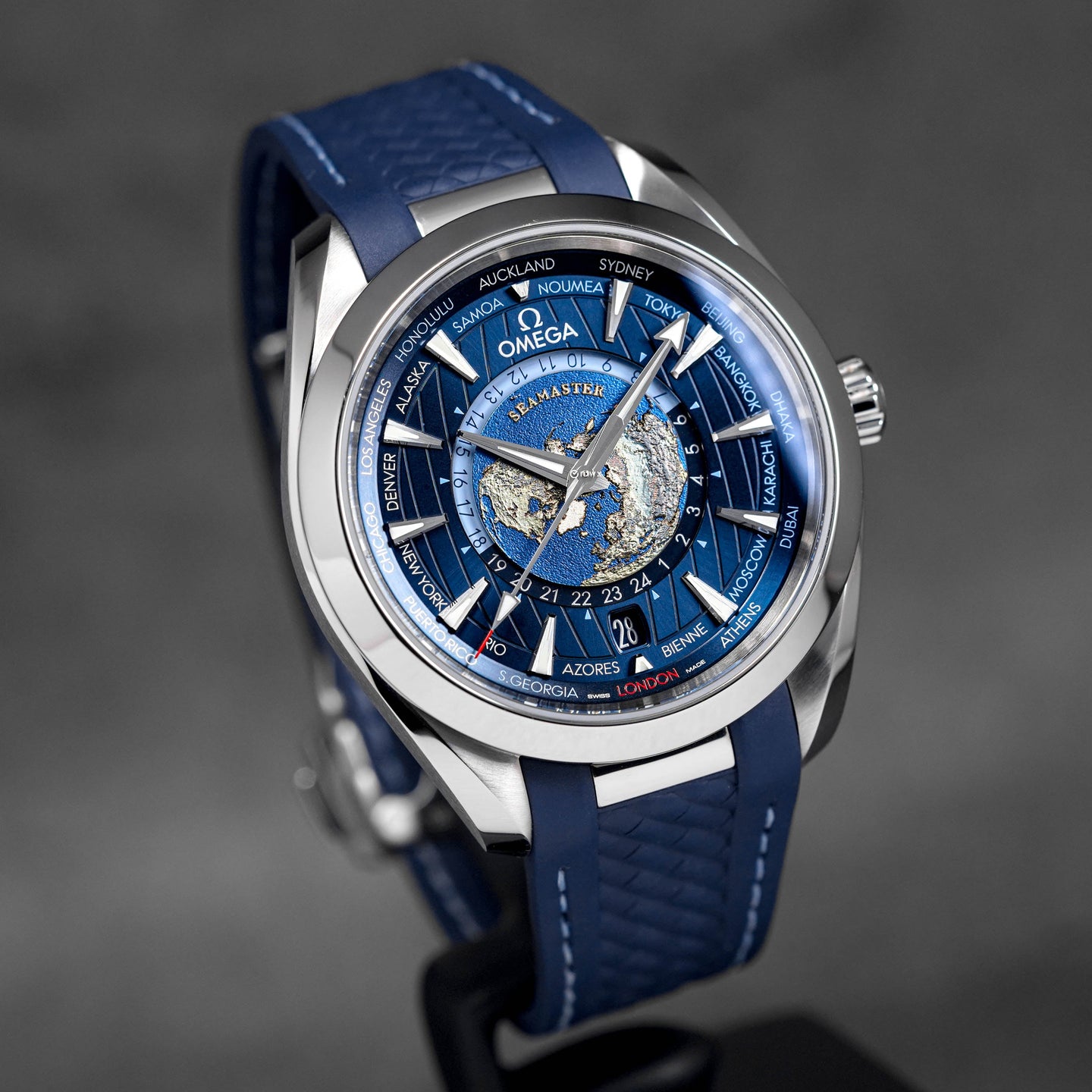 SEAMASTER AQUATERRA GMT WORLDTIMER RUBBER STRAP (2024)