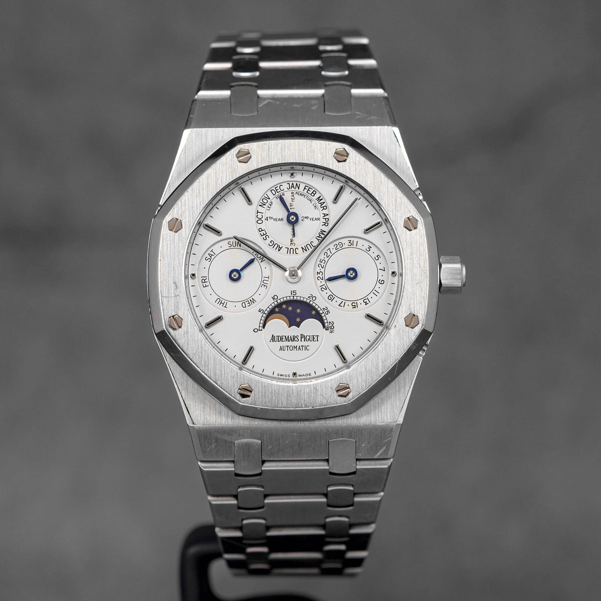 AUDEMARS PIGUET ROYAL OAK 39MM PERPETUAL CALENDAR GREY DIAL (2000 ...