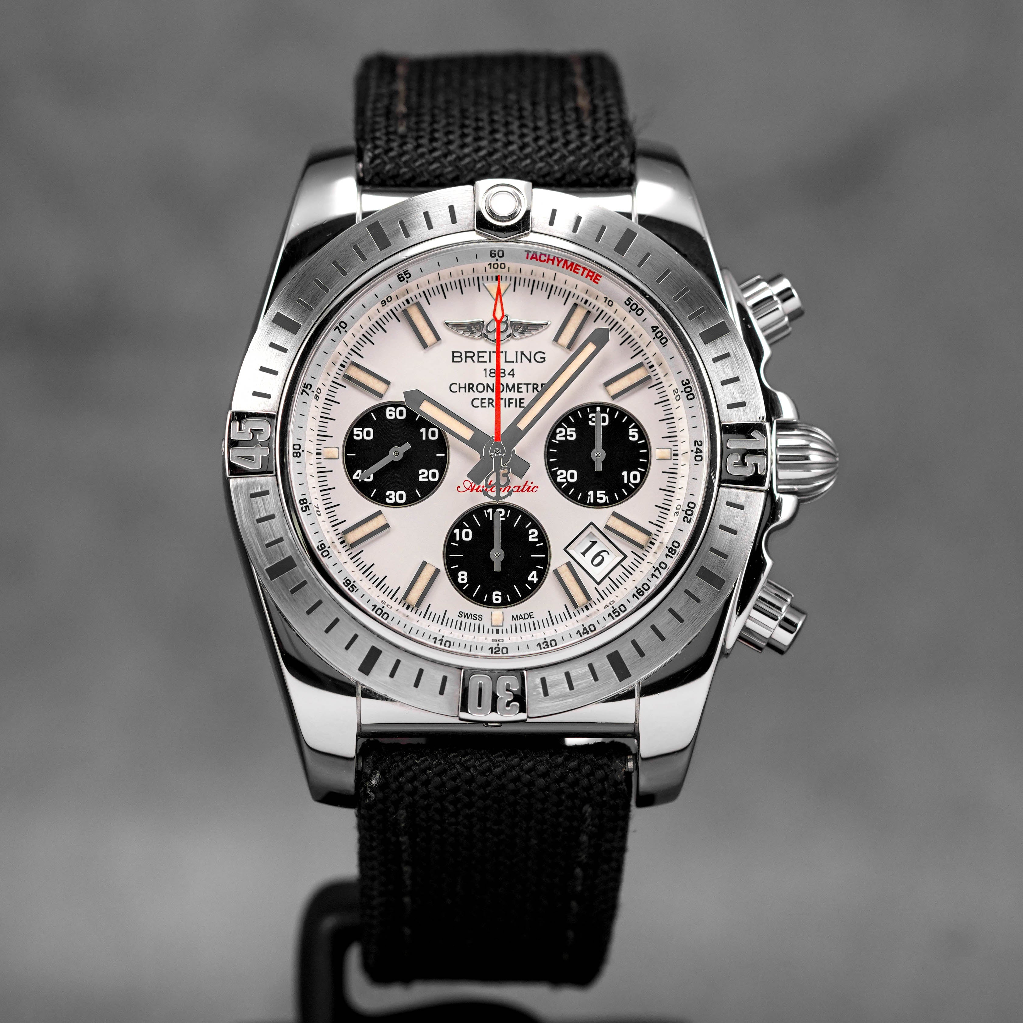 CHRONOMAT 44MM AIRBORNE '30TH ANNIVERSARY' SILVER DIAL (2020)