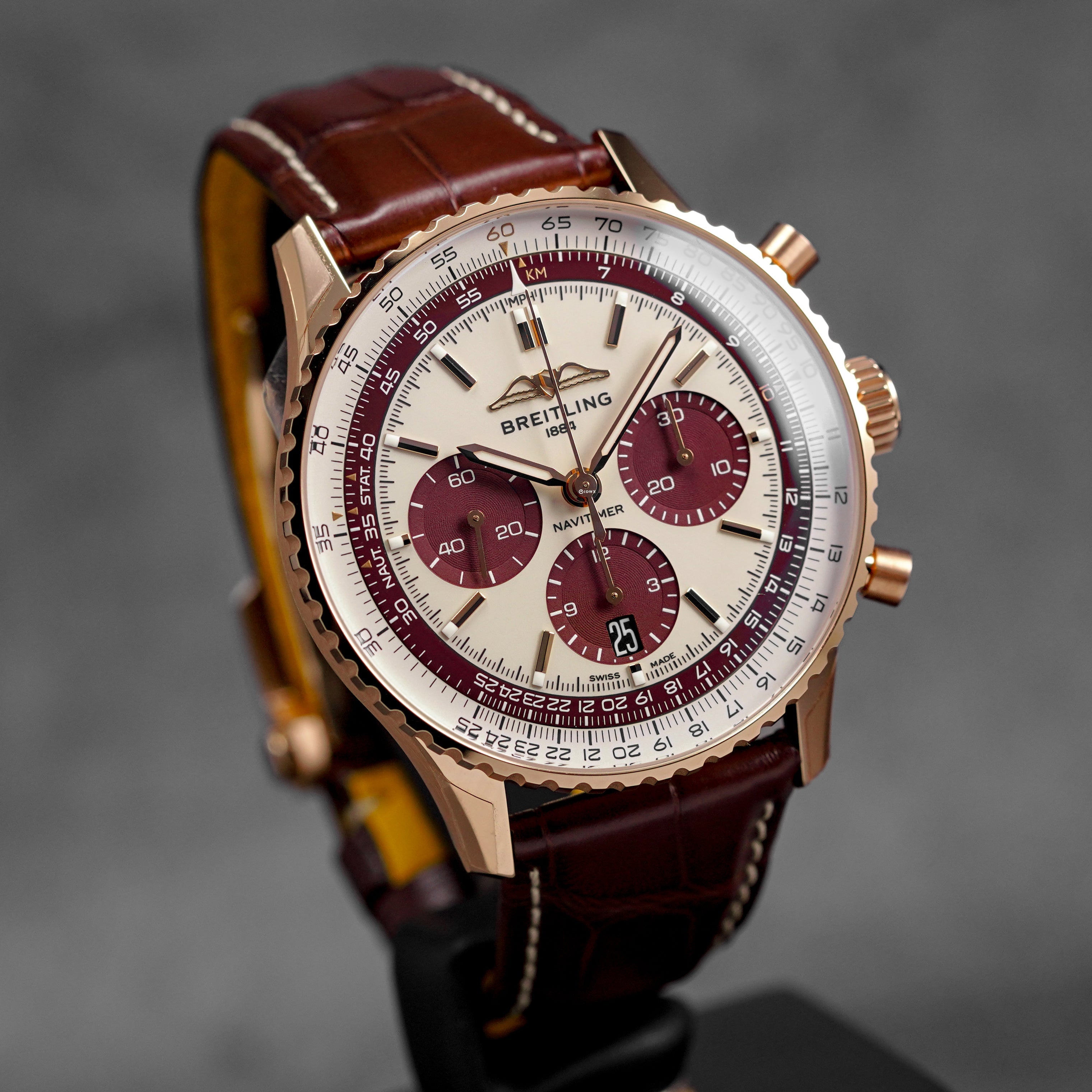 NAVITIMER B01 CHRONOGRAPH ROSEGOLD 43MM 'THE TIME PLACE 25TH ANNIVERSARY' LIMITED EDITION (2025)