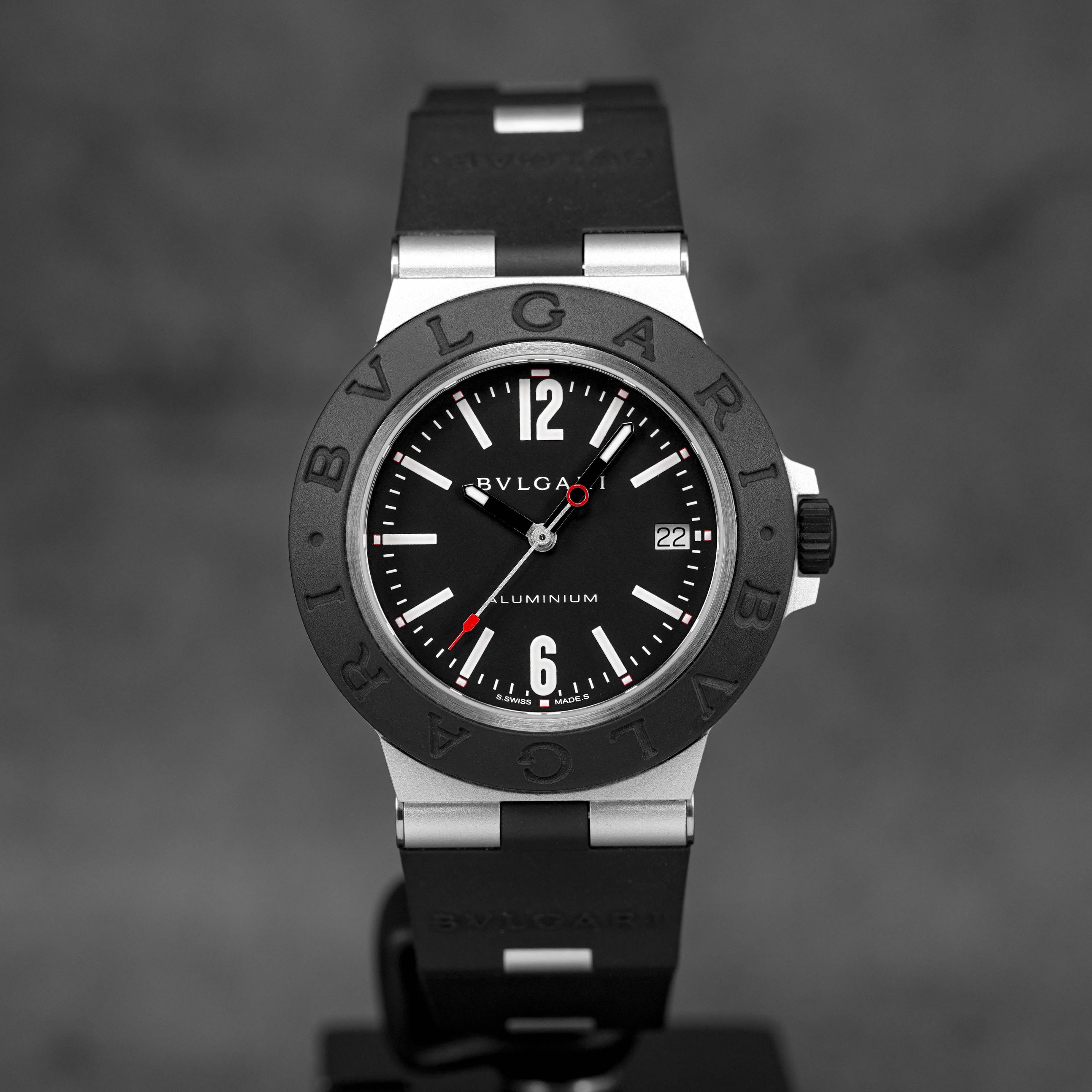 ALUMINIUM 40MM BLACK DIAL (2022)