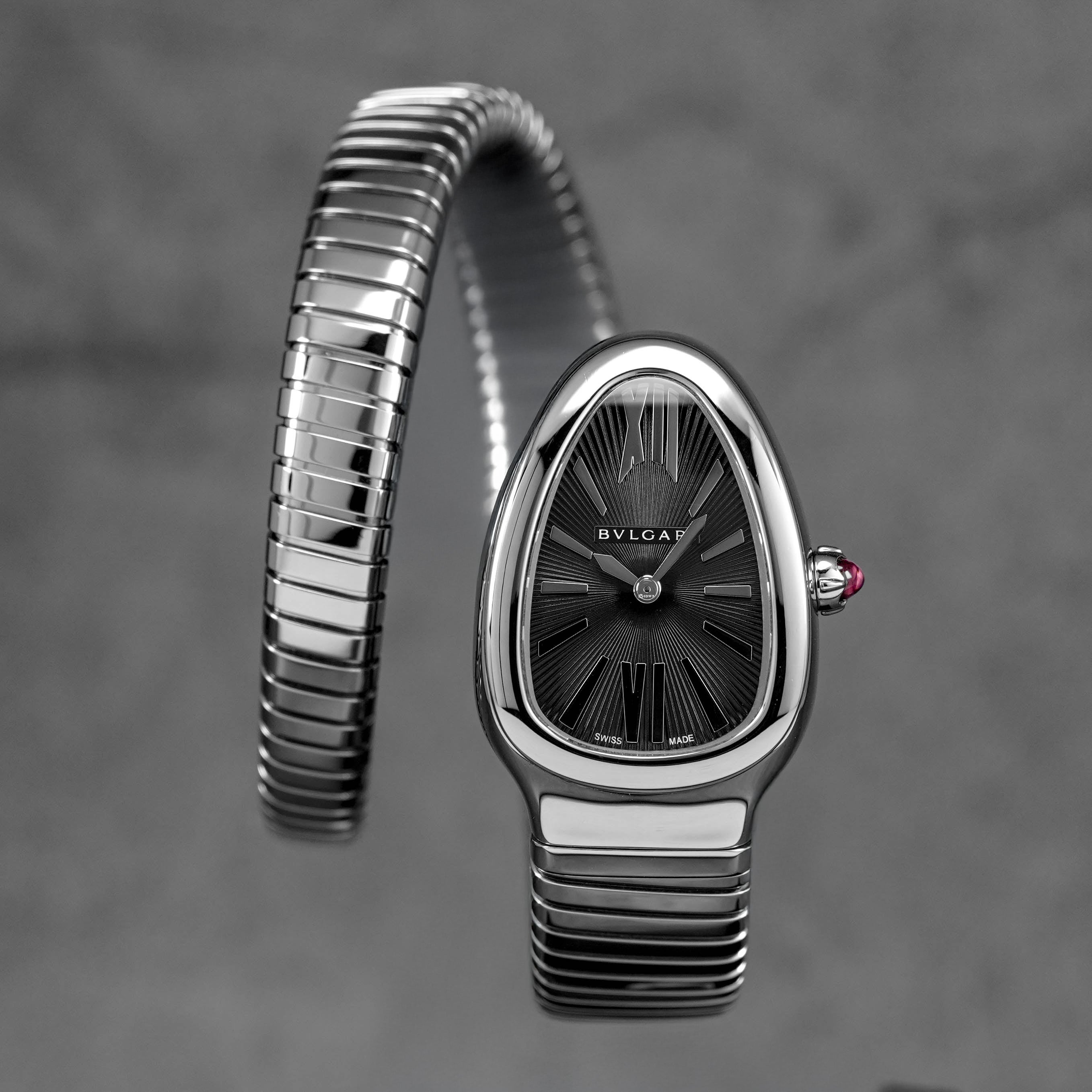 SERPENTI TUBOGAS BLACK DIAL (2021)