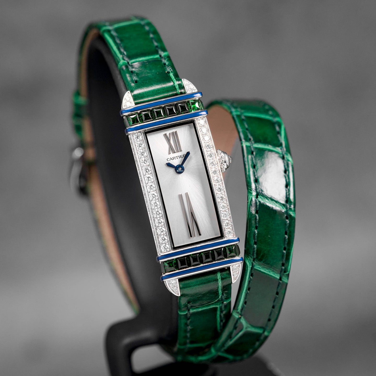 LIBRE TANK CHINOISE M WHITEGOLD SILVER DIAL DIAMOND & TSAVORITE GARNETS BEZEL LIMITED EDITION (2019)