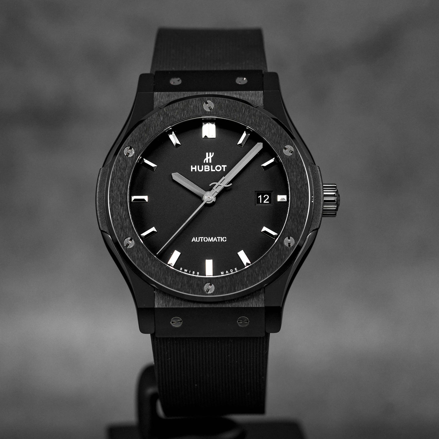 CLASSIC FUSION 42MM CERAMIC BLACK MAGIC (2023)