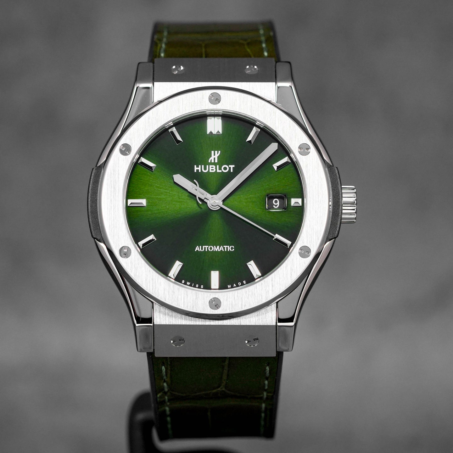 CLASSIC FUSION 42MM TITANIUM GREEN (2024)